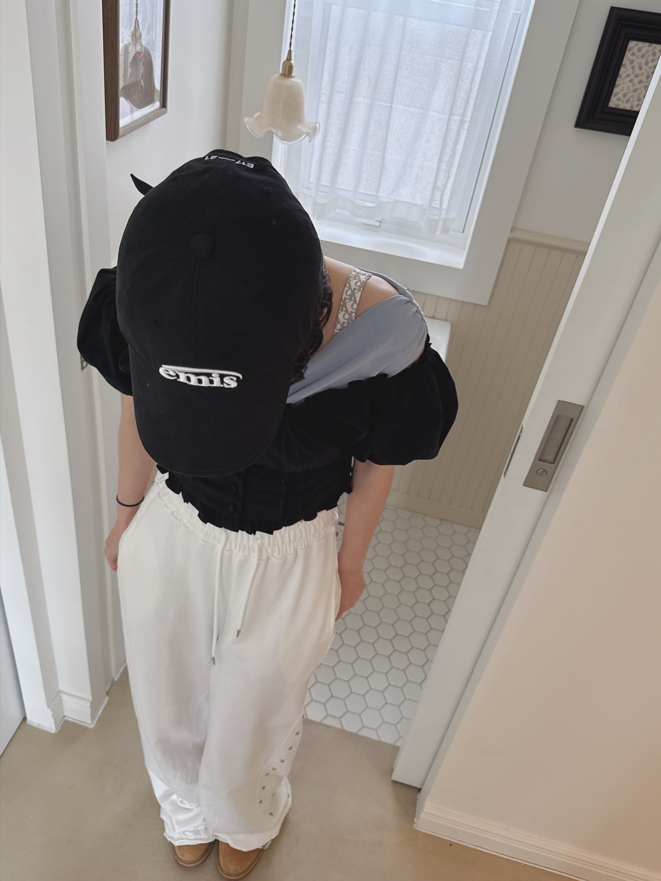 47 Brand LA Dodgers BW Clean Up Black, New Era x MoMA New York Yankees Cap Bright Royal 착용 스타일 - 10
