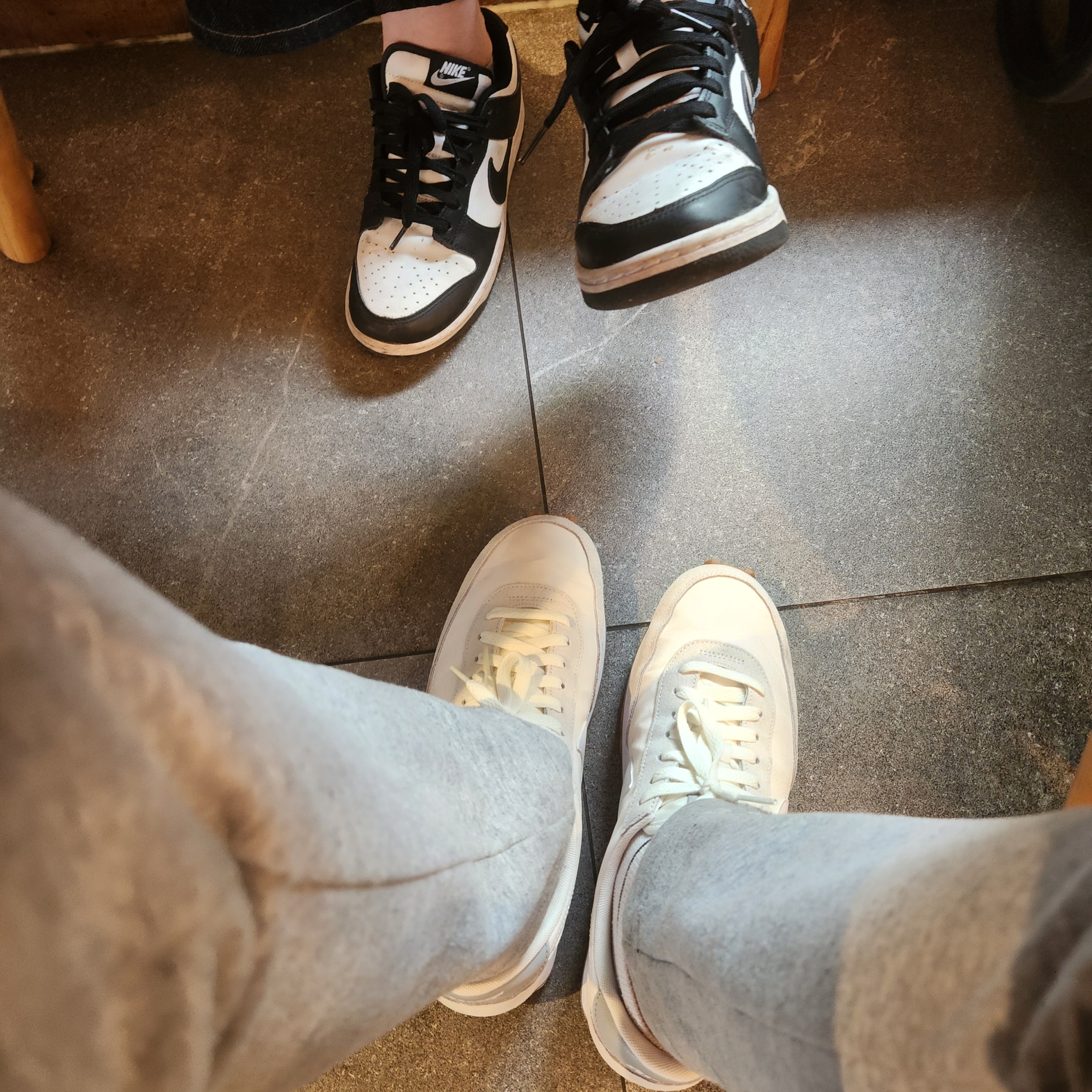 (W) Nike Daybreak Summit White, (W) Nike Dunk Low Black 착용 스타일