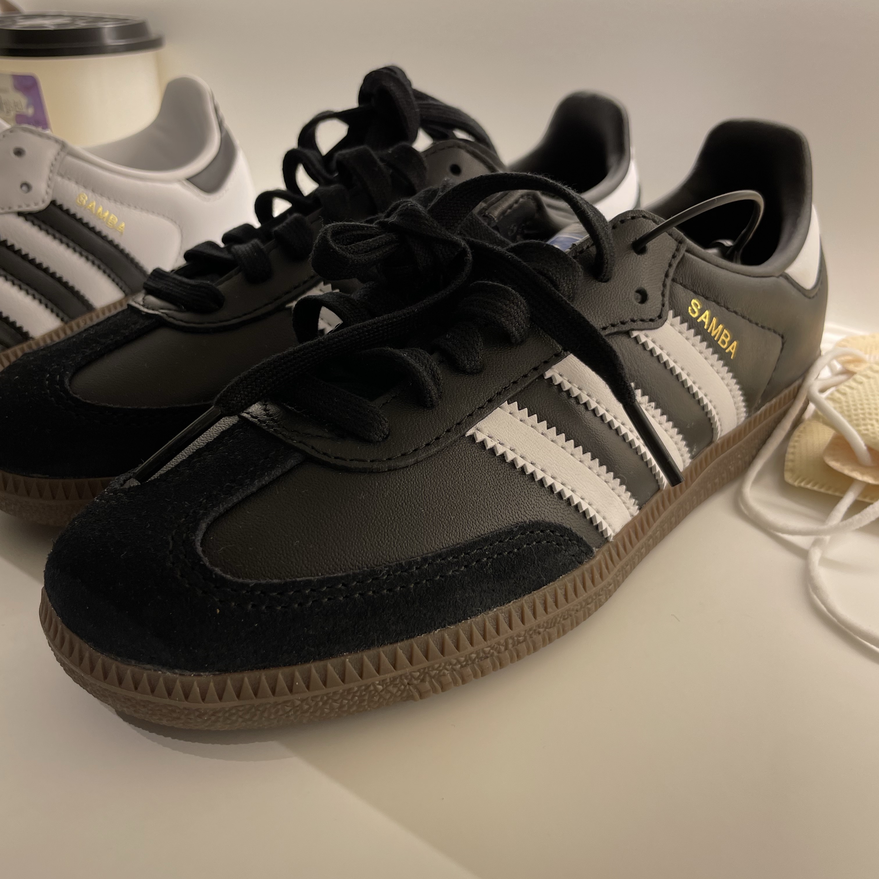 Adidas Samba OG Black White Gum 착용 스타일 - 1