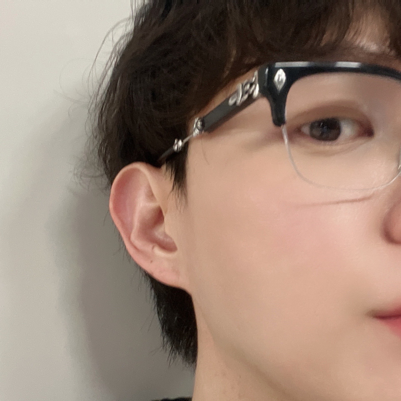 Chrome Hearts Evagilist Black Shiny Silver 착용 스타일 - 5