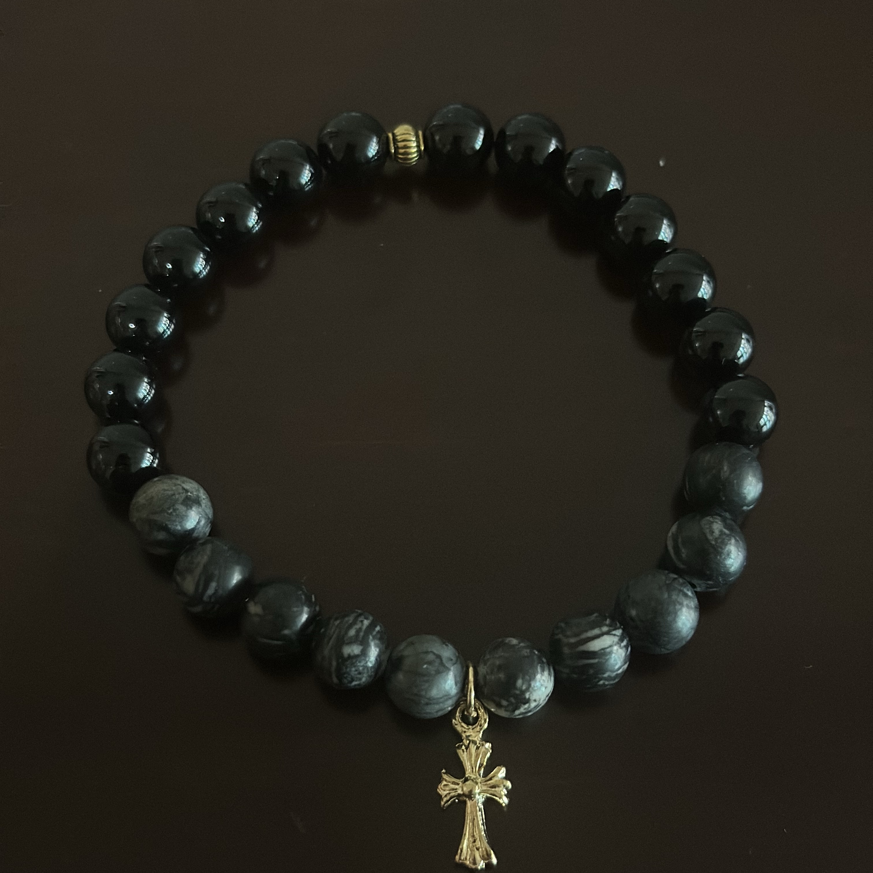 Hansroom Chrome Hearts Tiny E-CH Plus Bracelet, Louis Vuitton Keepall Bandouliere 55 Monogram Eclipse Grey 착용 스타일 - 4