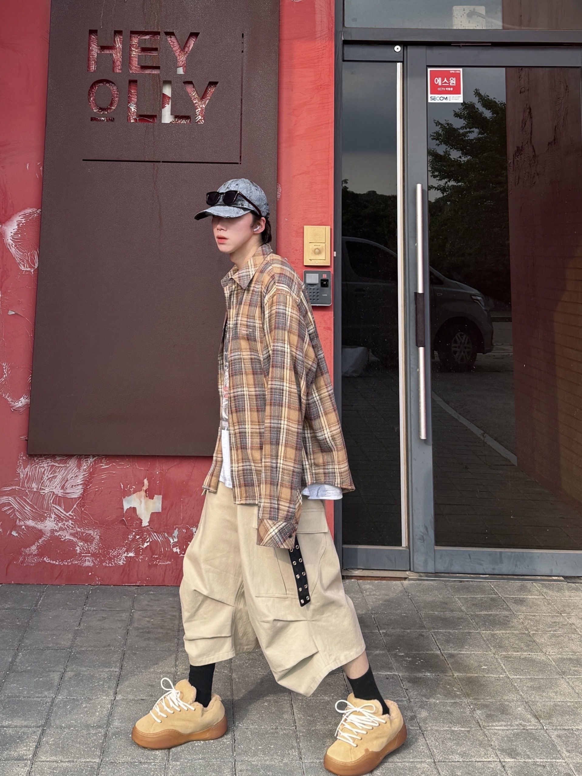 ERL Vamp Skate Shoe Natural Brown, ERL Vamp Skate Shoe Pirate Black 착용 스타일 - 9