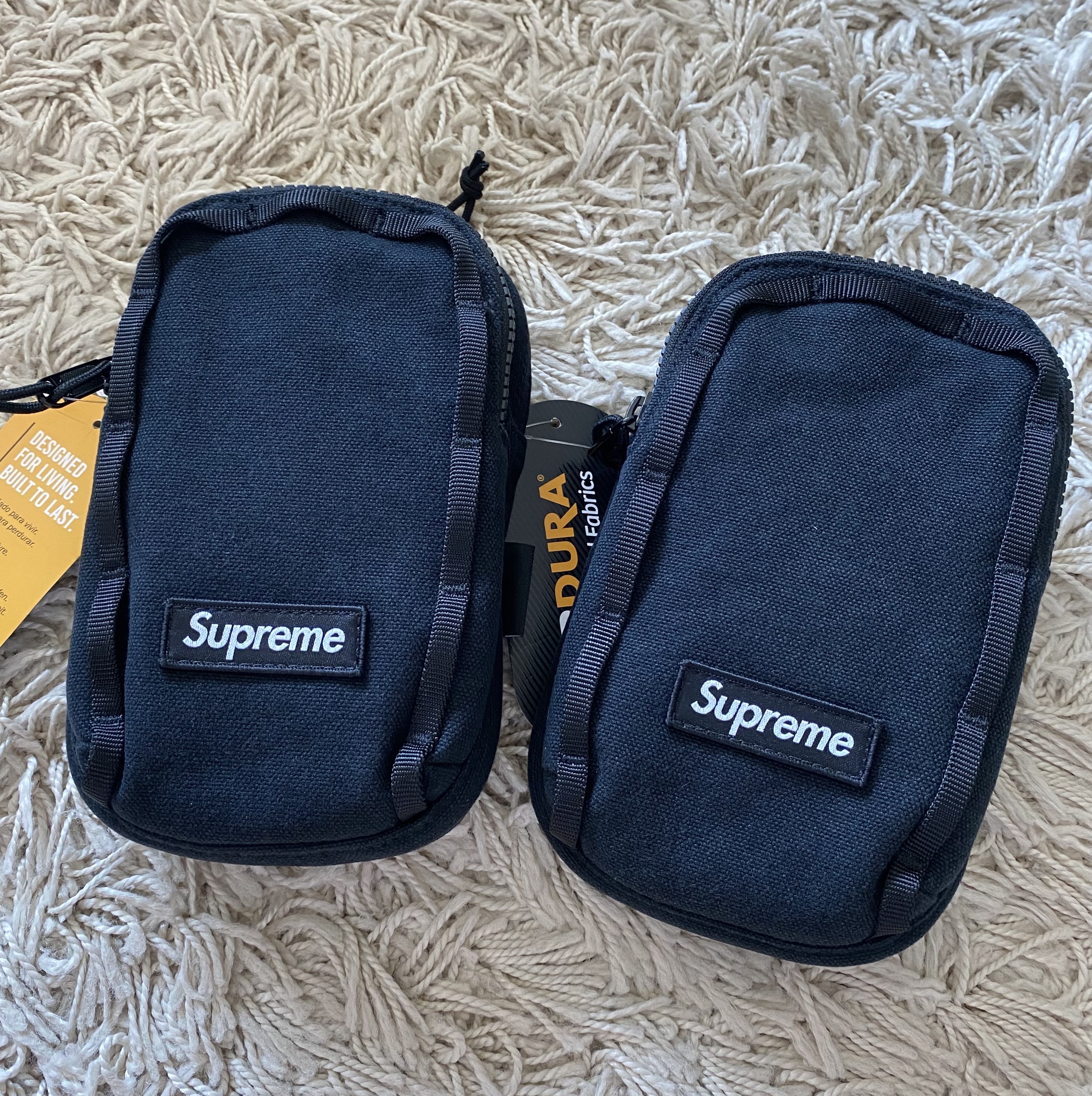 Supreme Camera Bag + Mini Pouch Black - 25SS 착용 스타일