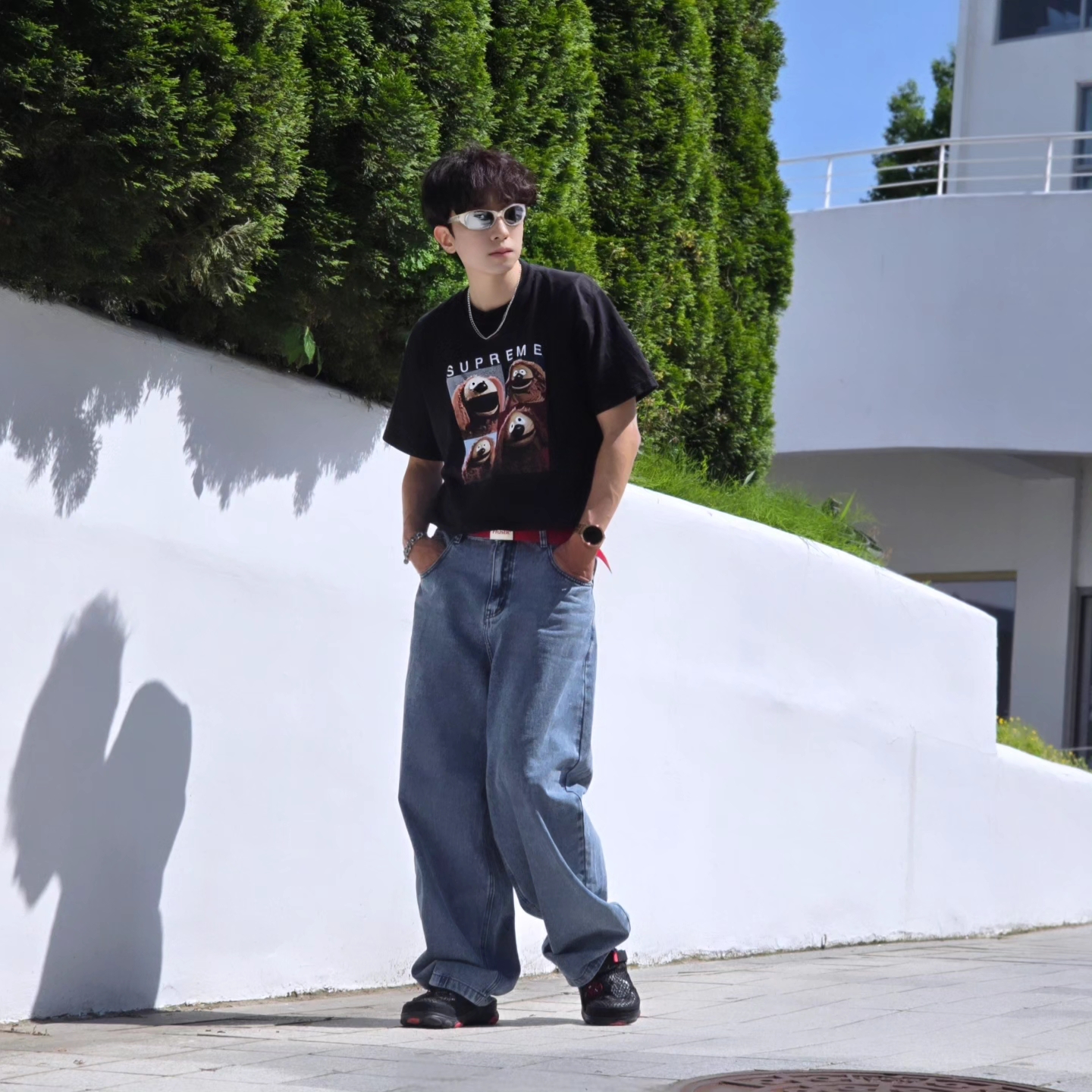 Diesel Dx1446 Red Enamel Stainless Steel Chain Necklace Silver, Supreme Rowlf T-Shirt Black - 24SS 착용 스타일 - 1