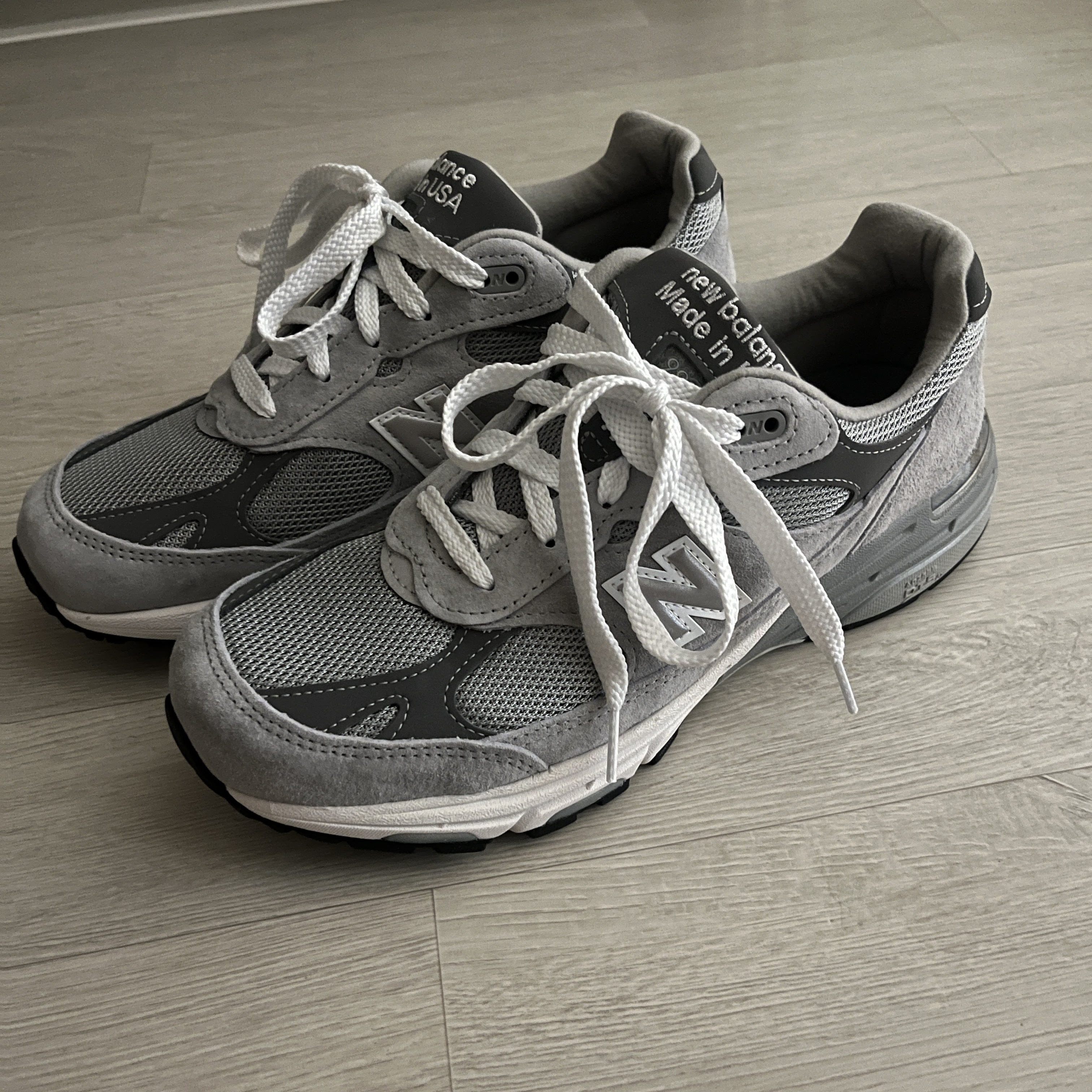 (W) New Balance 993 Made in USA Grey - B Standard 착용 스타일 - 1