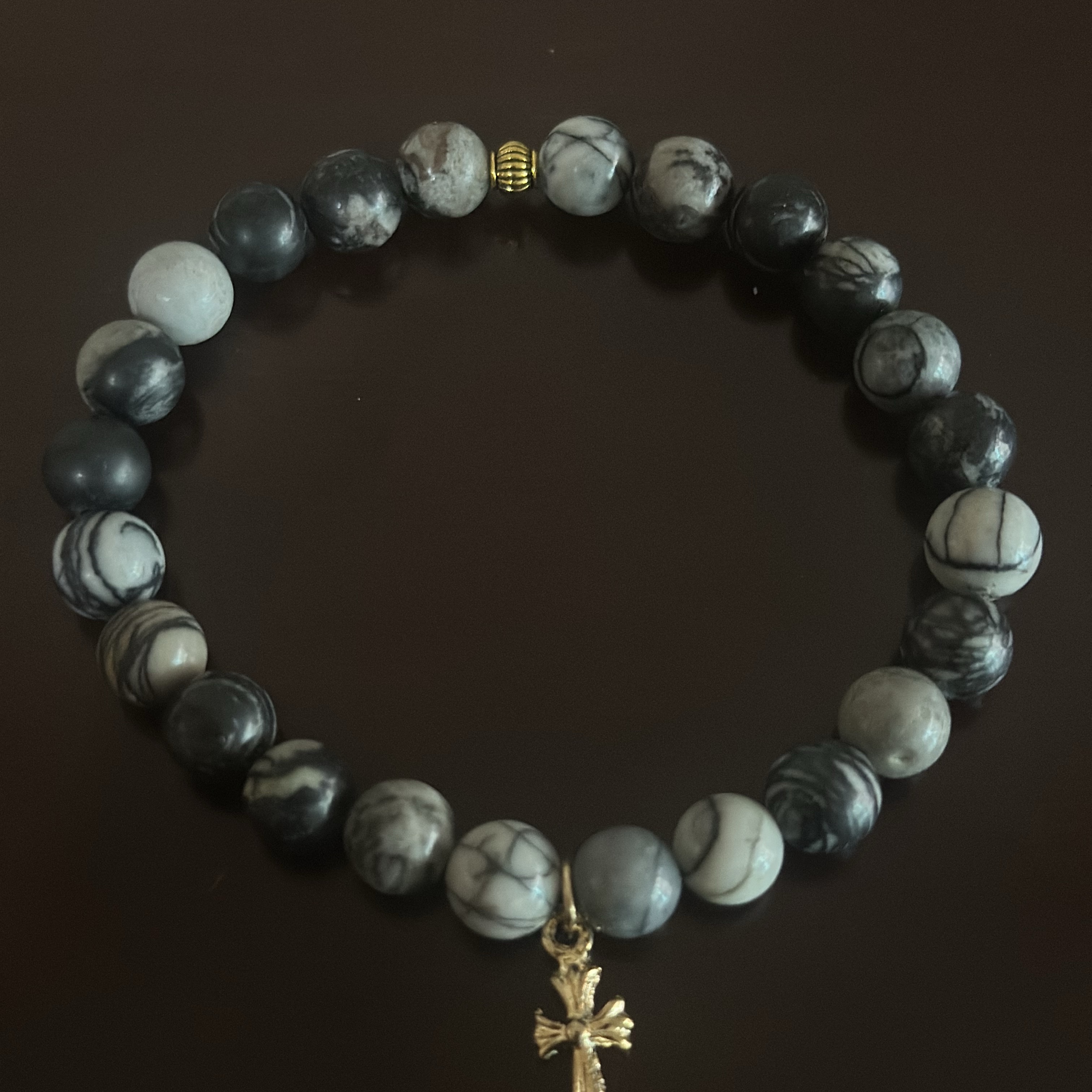 Hansroom Chrome Hearts Tiny E-CH Plus Bracelet, Louis Vuitton Keepall Bandouliere 55 Monogram Eclipse Grey 착용 스타일 - 3