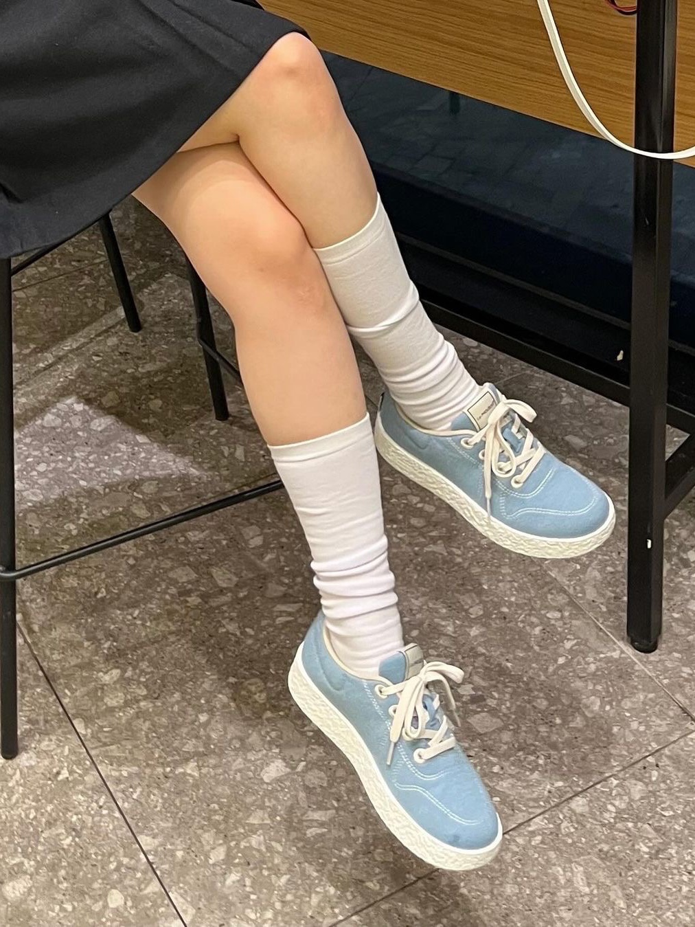[6% 적립] LeMouton Mate Lightblue 착용 스타일 - 2
