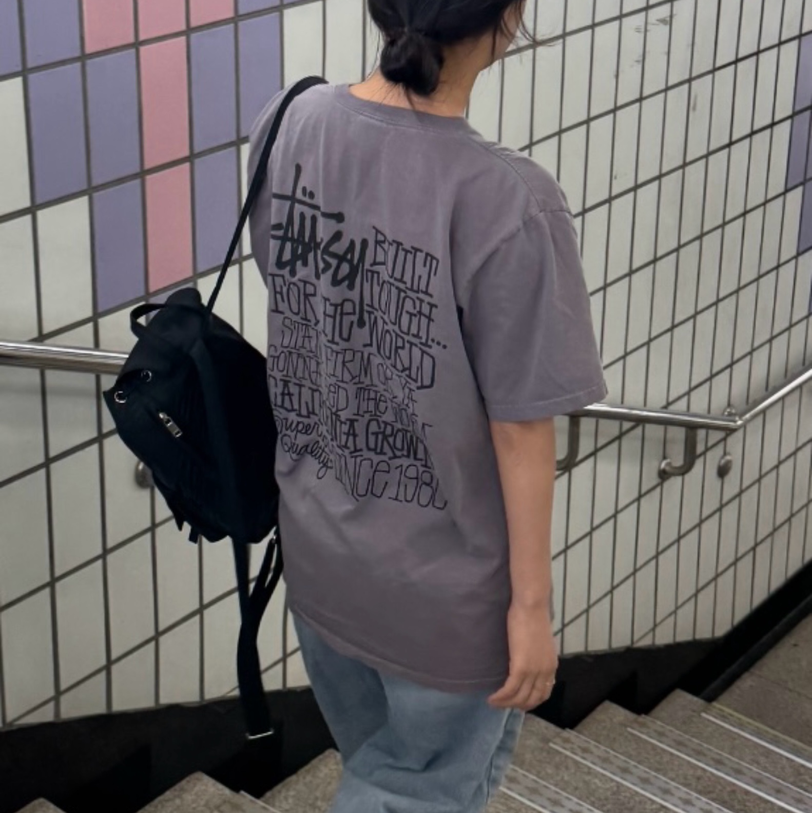 Stussy California Grown Pigment Dyed T-Shirt Shark 착용 스타일