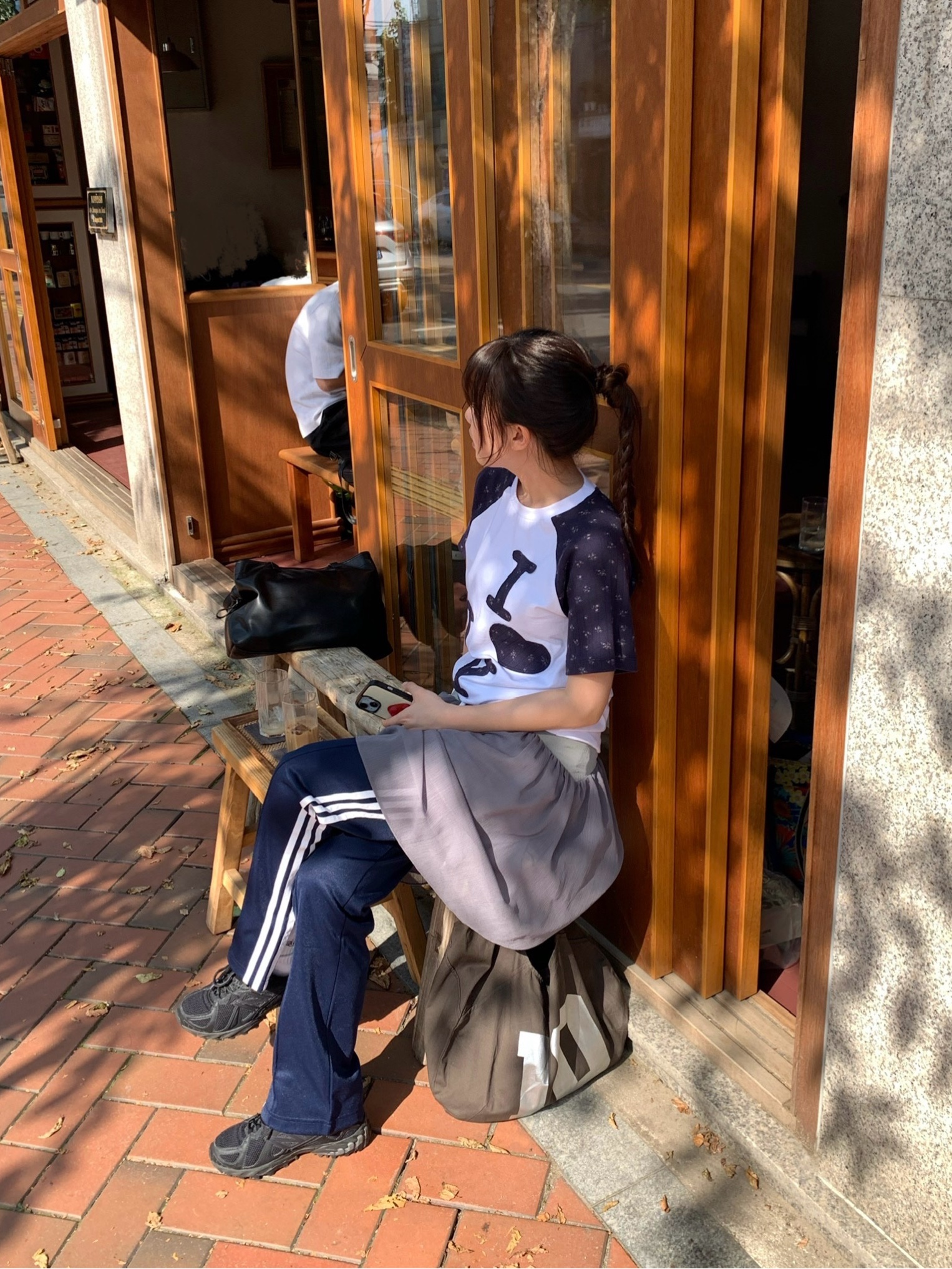 (W) Adidas x Sporty & Rich Track Pants Night Navy - KR Sizing 착용 스타일