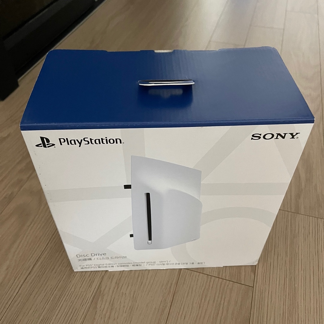 PlayStation 5 Disk Drive 착용 스타일