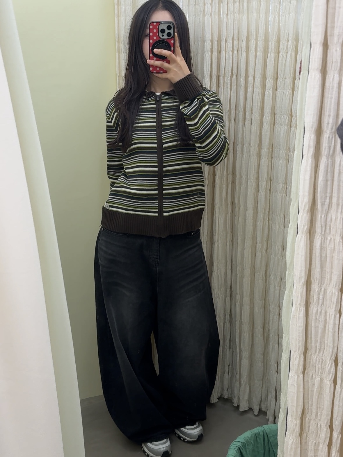 COYSEIO Soft Knit Zip-Up Stripe, (W) Nike Air Max 97 OG Silver Bullet 2022 착용 스타일