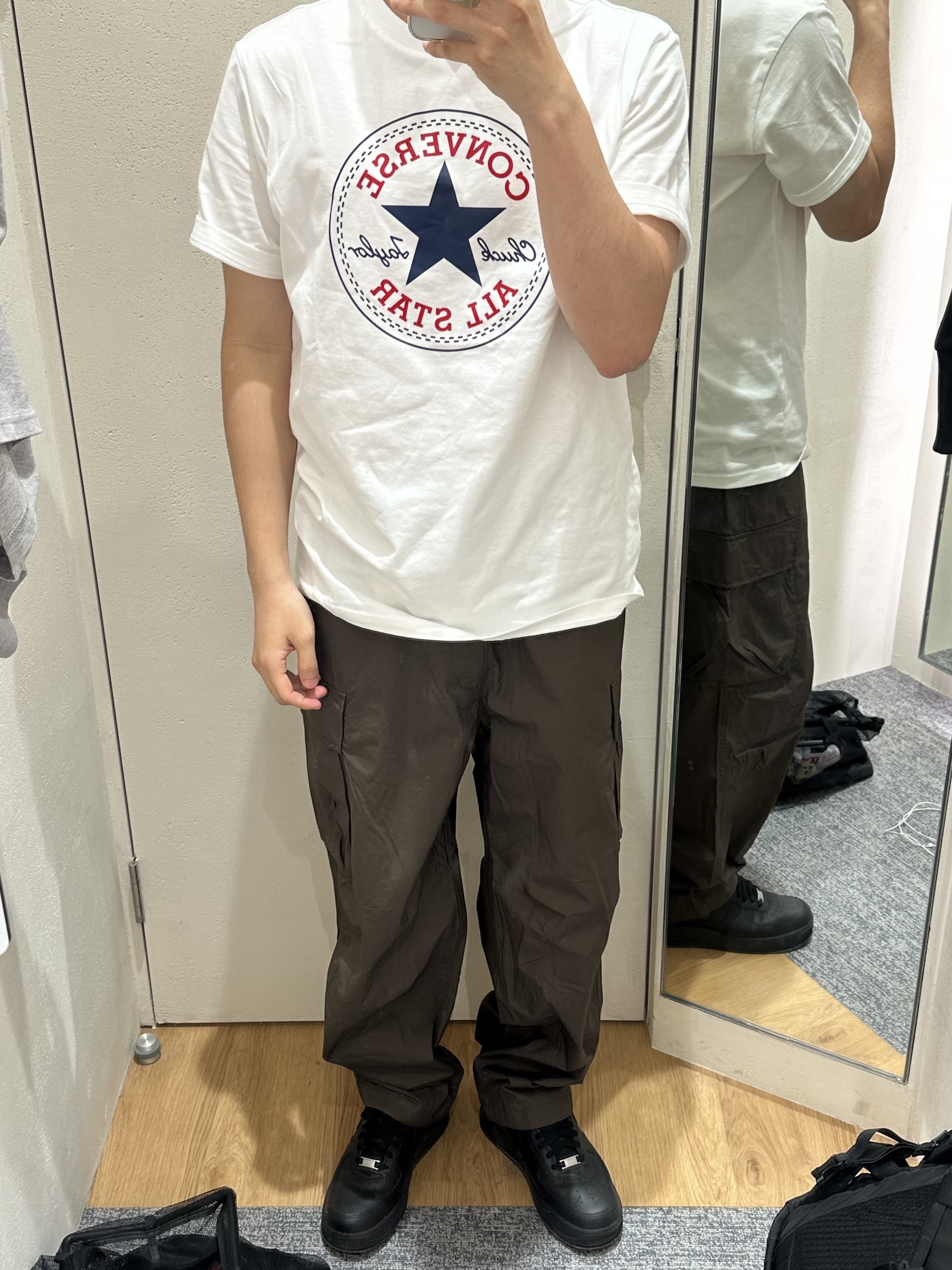 Converse All Star Patch Standard T-Shirt White, Nike x Supreme Air Force 1 Low Black 착용 스타일