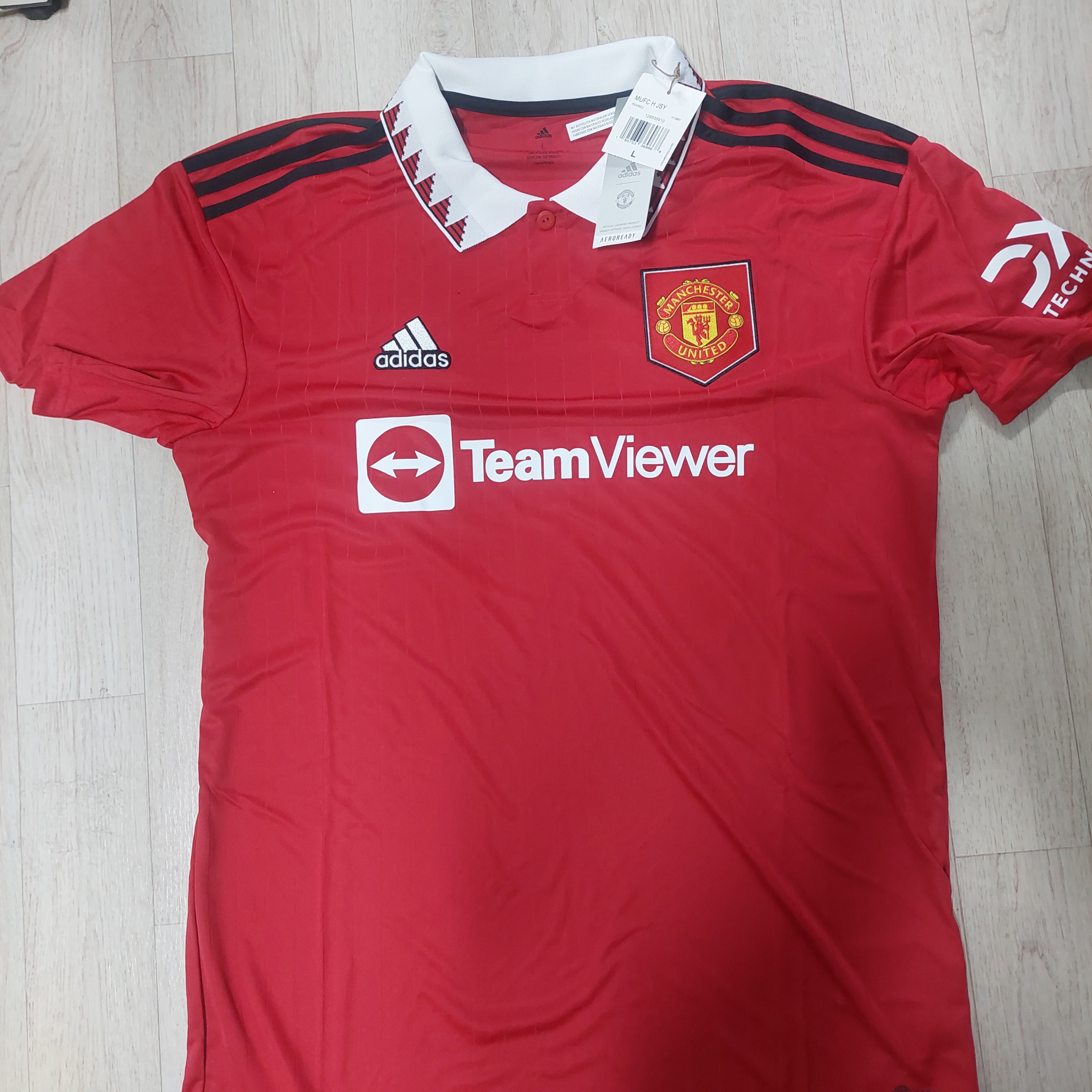 Adidas Manchester United 2022/23 Home Jersey Real Red - US Sizing (Non Marking Ver.) 착용 스타일