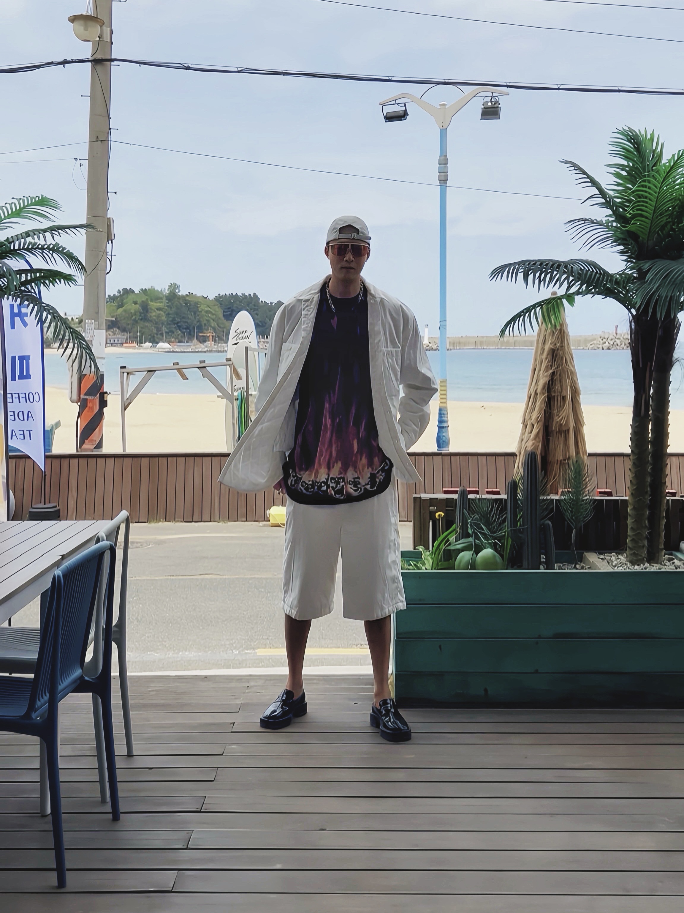 Supreme x MM6 Maison Margiela Painted Camp Cap White - 24SS, Supreme x MM6 Maison Margiela Padded Shirt White - 24SS 착용 스타일 - 2