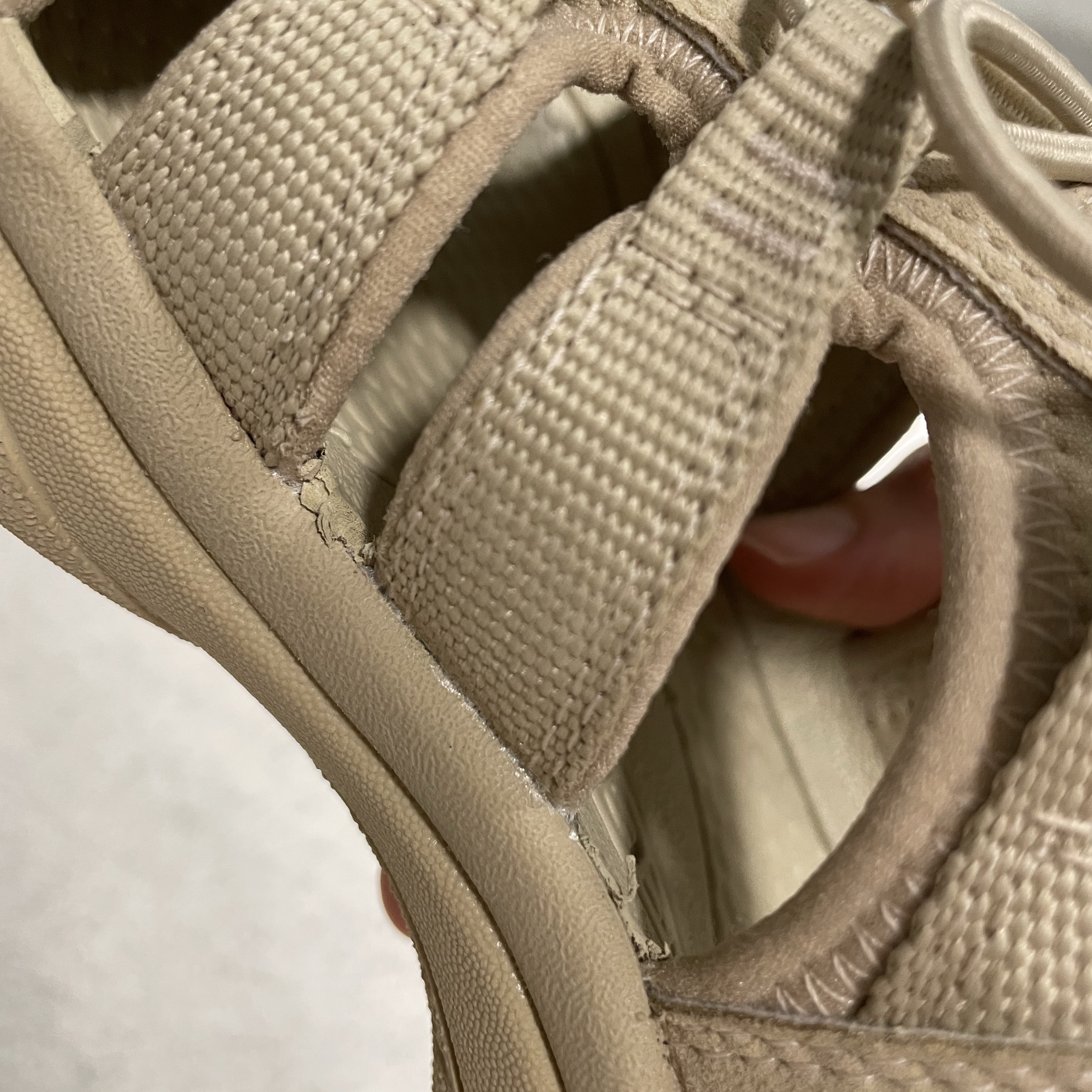 (W) Keen Newport H2 Monochrome Safari 착용 스타일 - 5