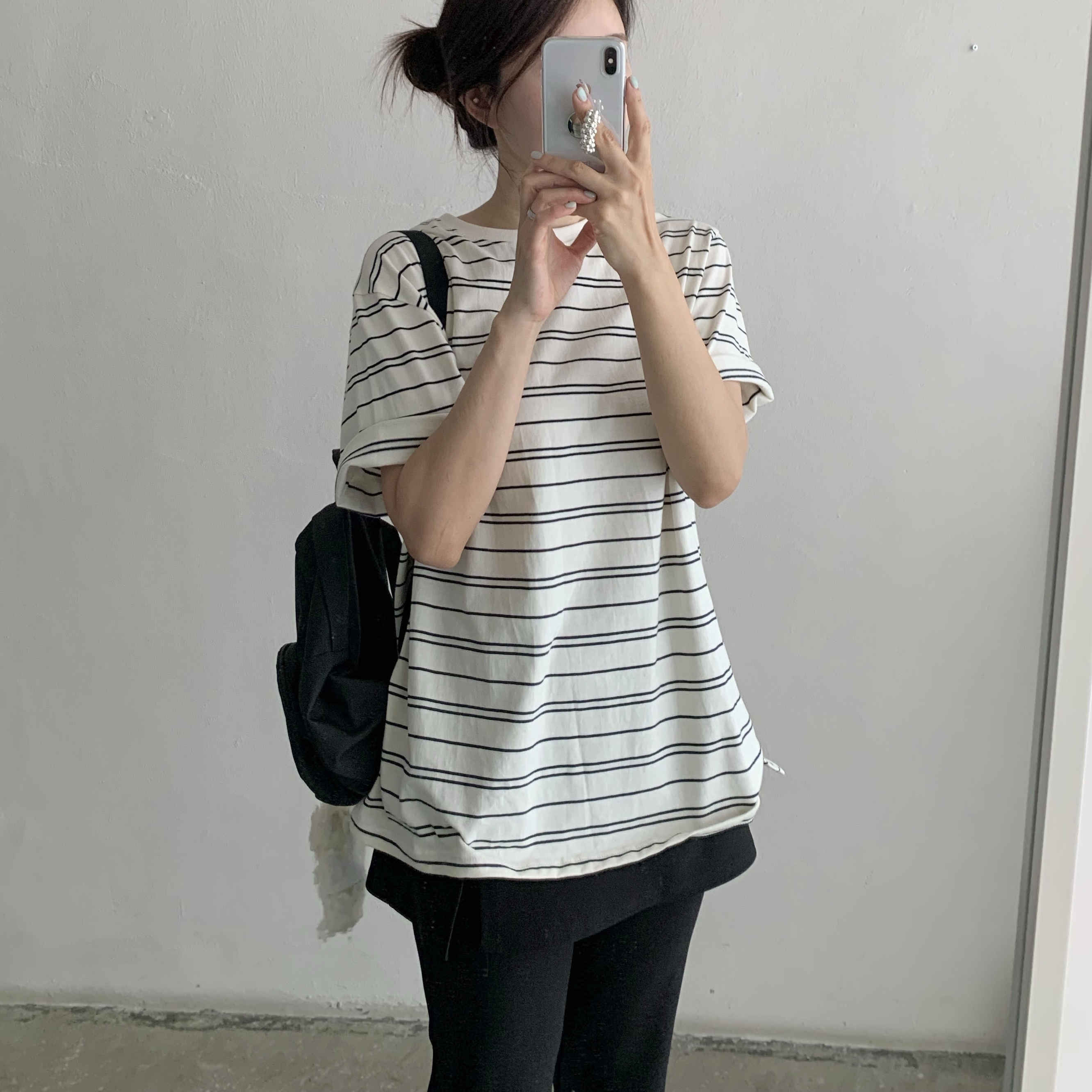 (W) Chanel Mules Lambskin & Black, Jansport Half Pint Mini Backpack Black 착용 스타일 - 3
