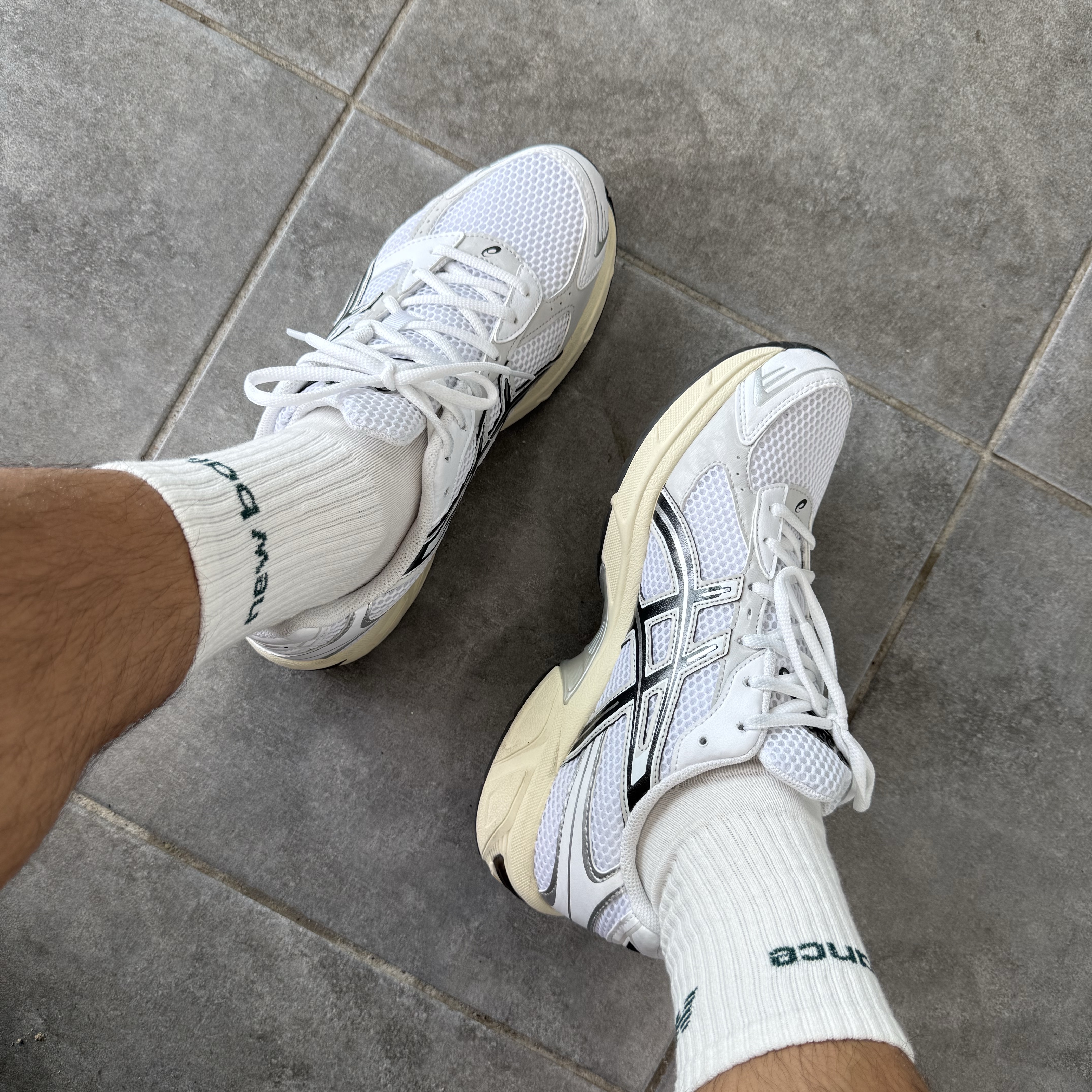 Asics Gel-1130 White Cloud Grey 착용 스타일