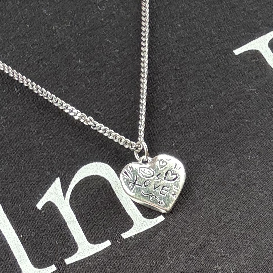 Nonenon Sketch Love Necklace 1 착용 스타일