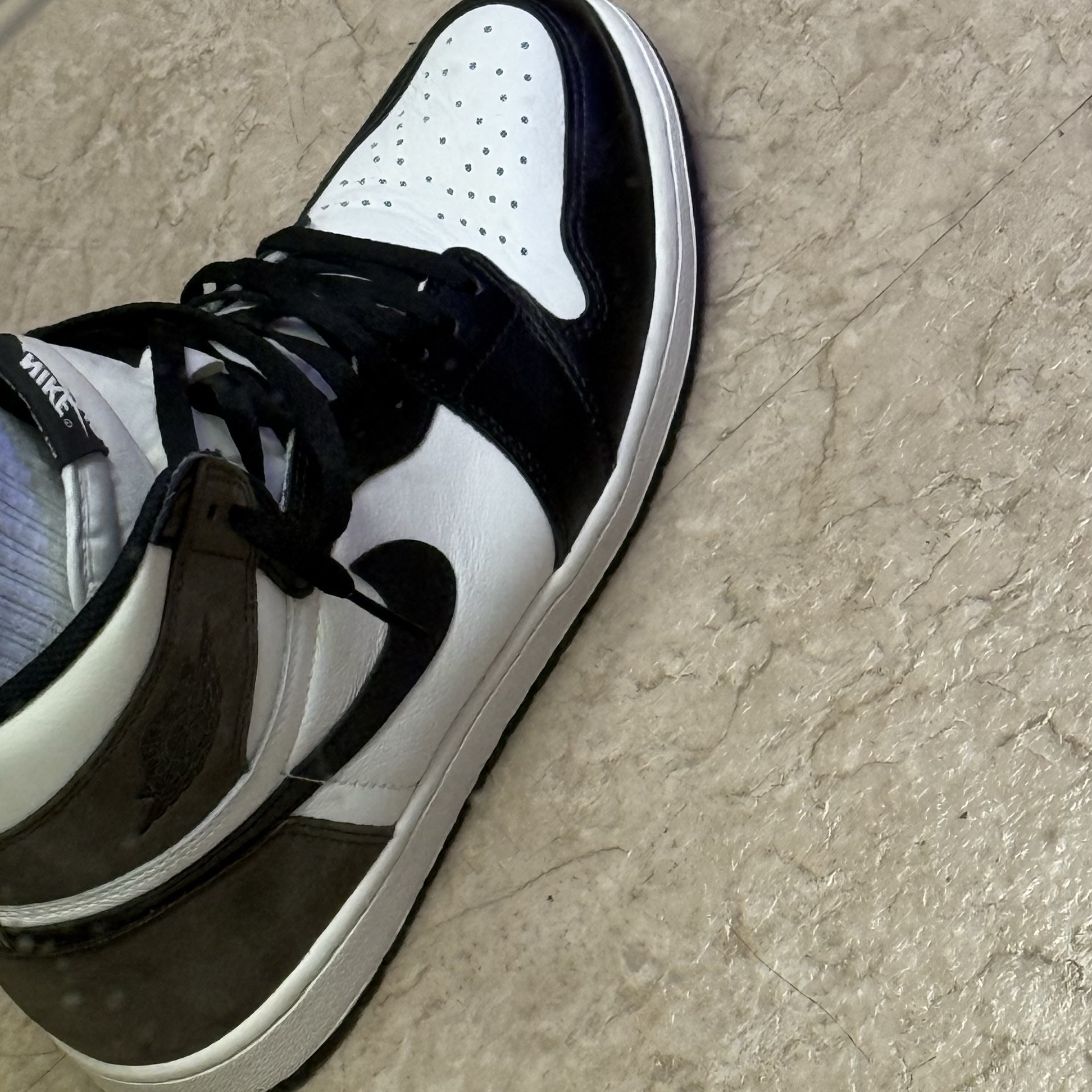 Maison Mihara Yasuhiro Peterson OG Sole Canvas Low Sneakers Black, Supreme Small Box L/S T-Shirt Black - 25SS 착용 스타일 - 2