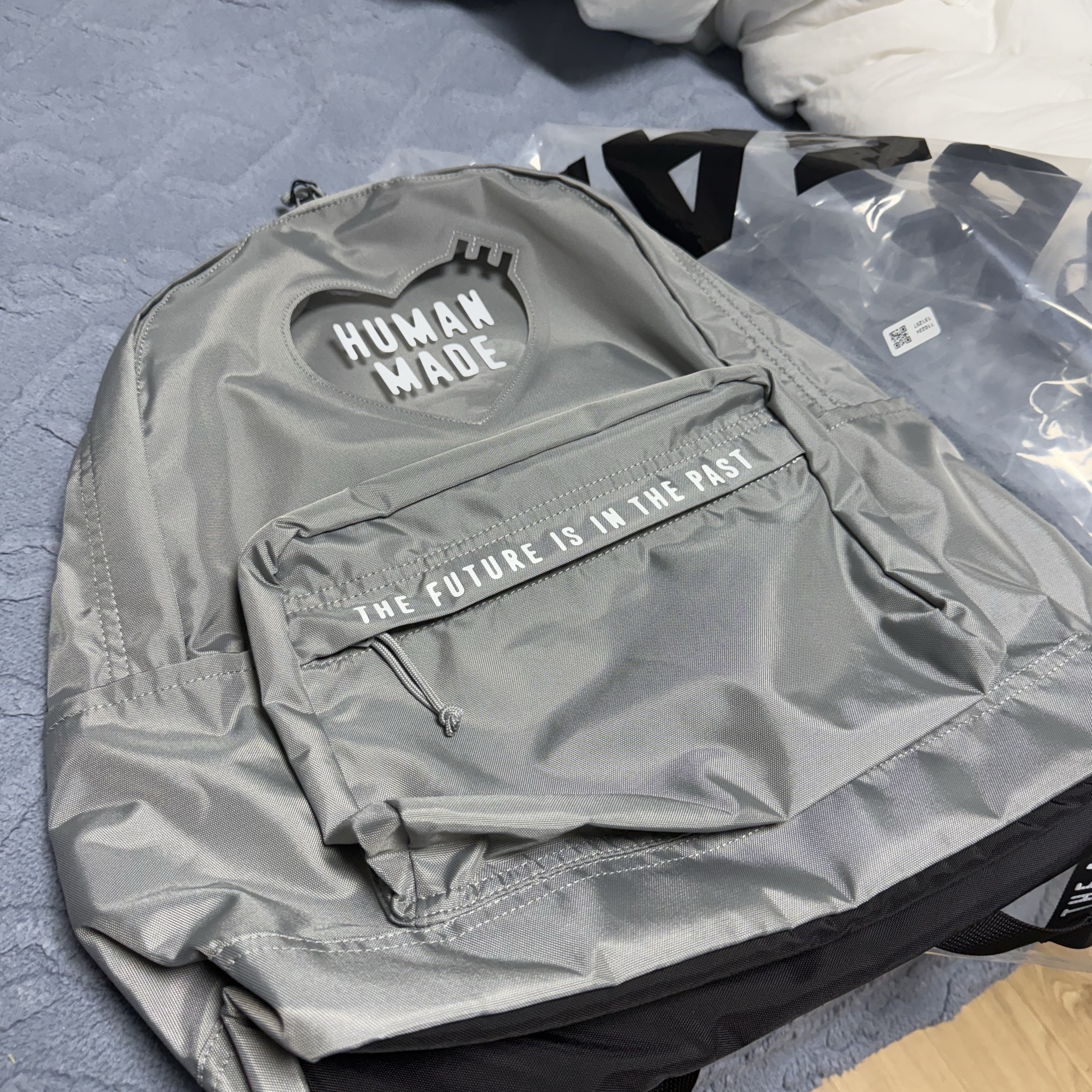 Human Made Backpack Gray 착용 스타일