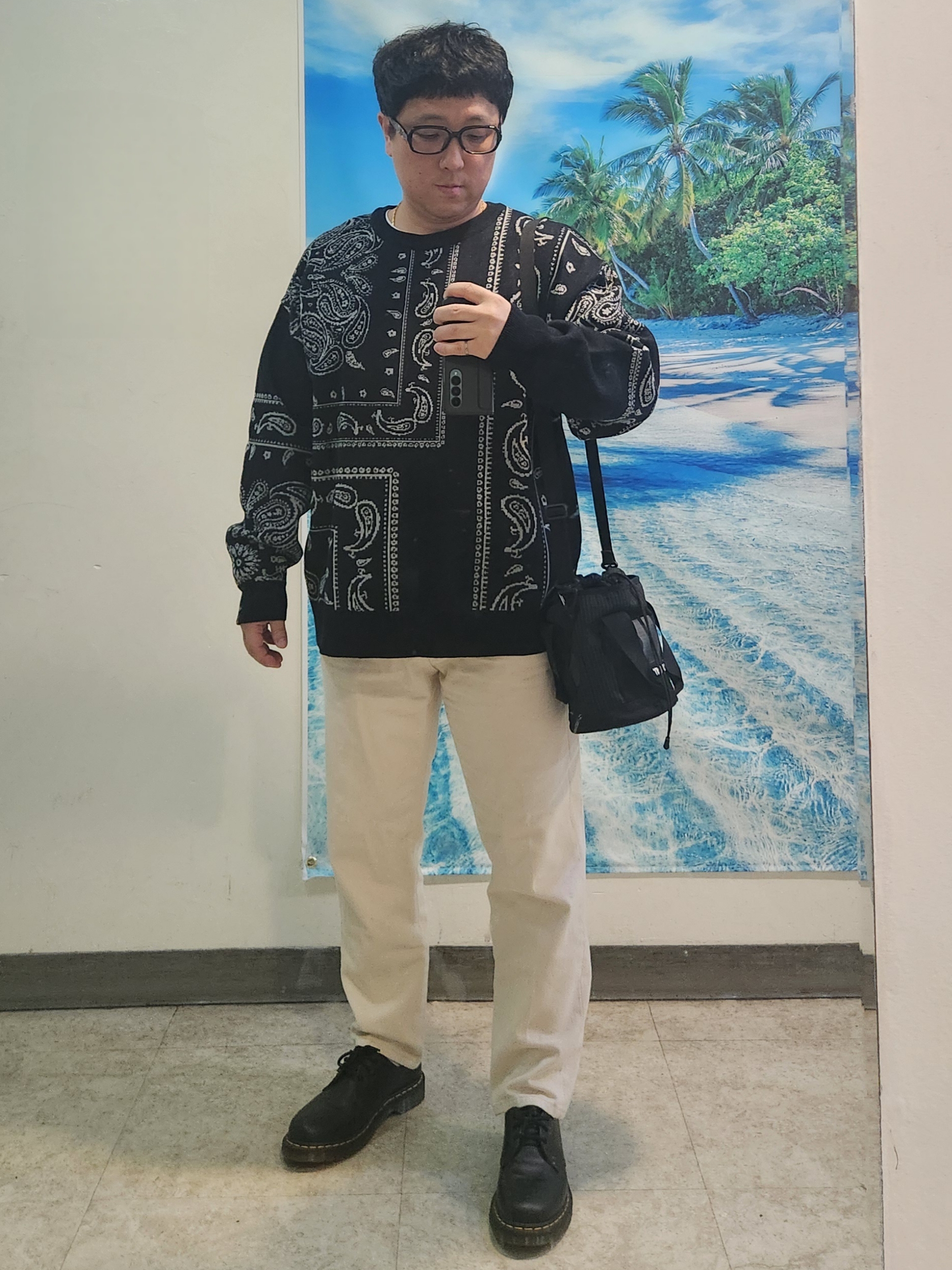 Dr. Martens 1461 Smooth Black, Supreme Cinch Bag Black - 24SS 착용 스타일