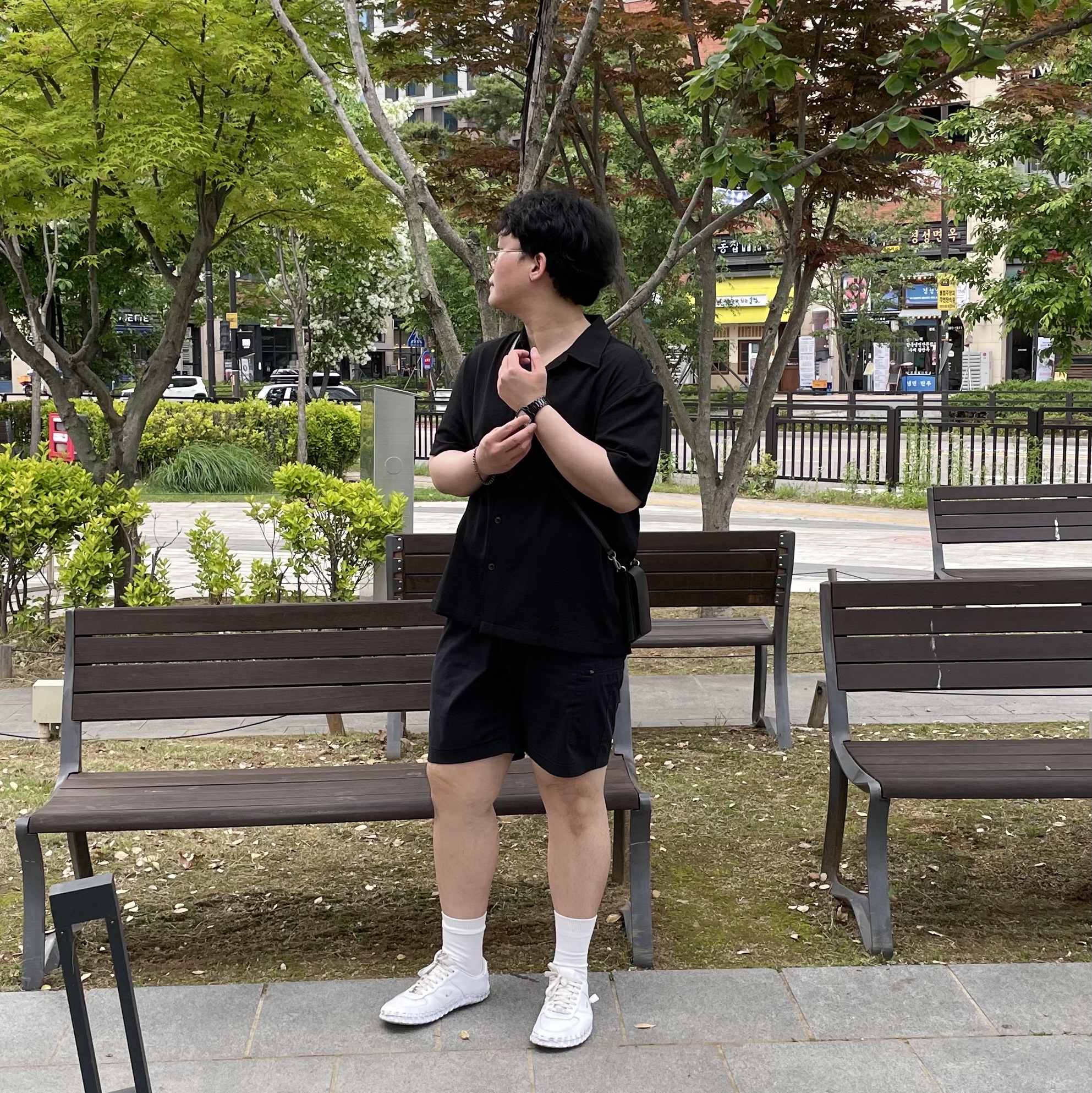 Nike x Jacquemus J Force 1 Low LX SP White 착용 스타일 - 1