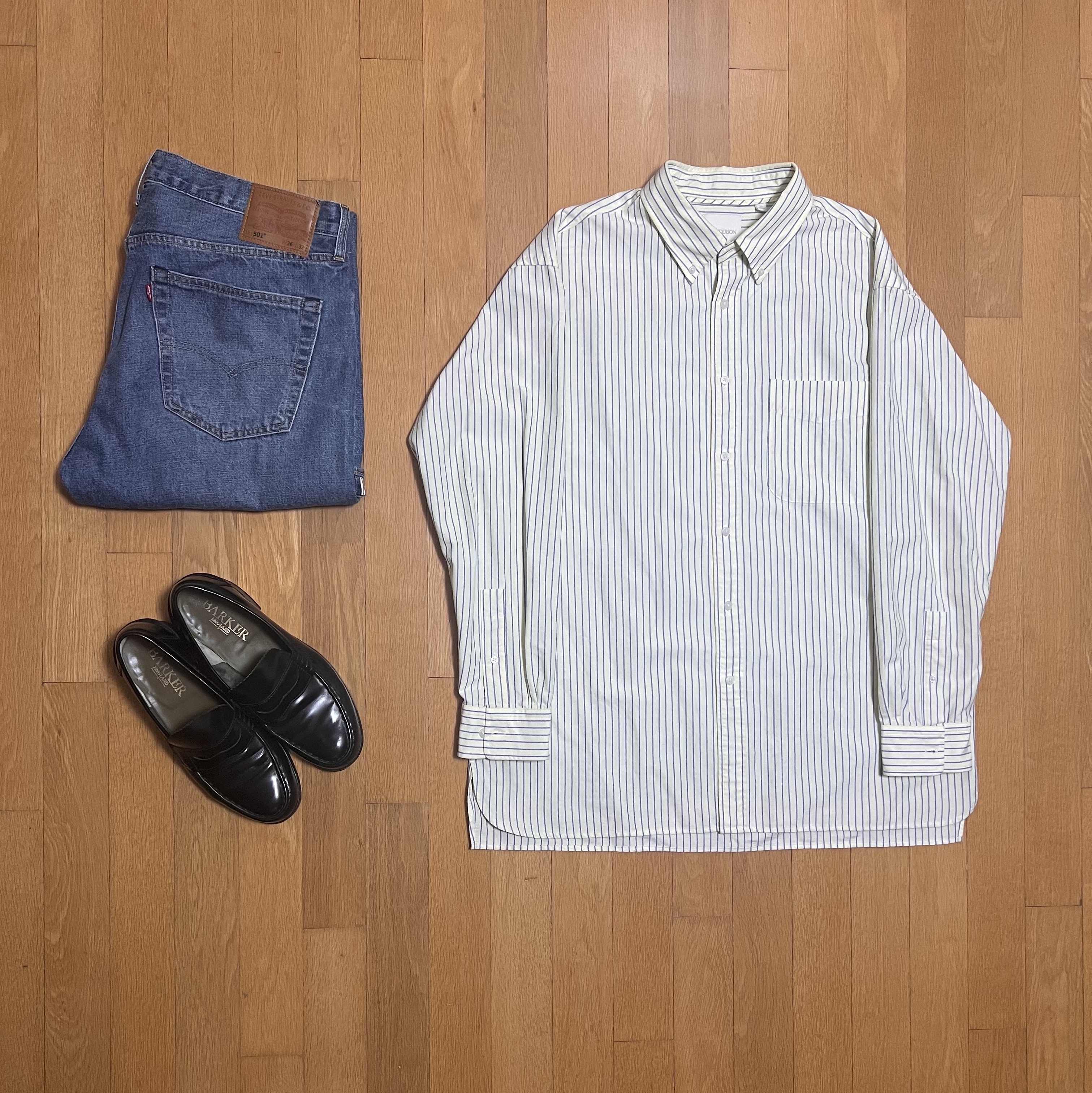 Uniqlo x JW Anderson Oxford Oversized Shirt Stripe Yellow - KR, Levi's LVC 1955 Japan 501 Jean Blackjack Blue 착용 스타일
