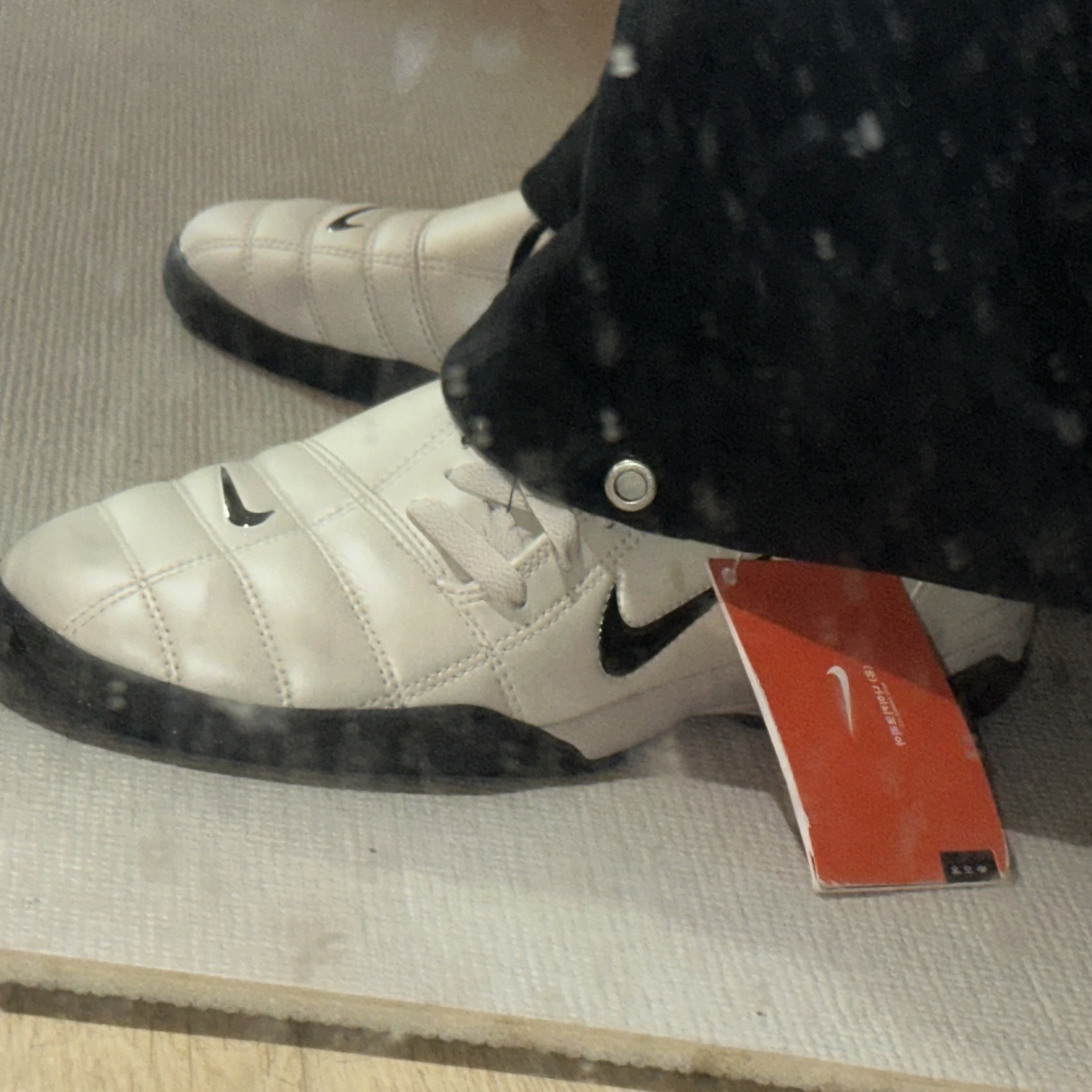 Nike Total 90 III SP Light Orewood Brown Black 착용 스타일 - 6