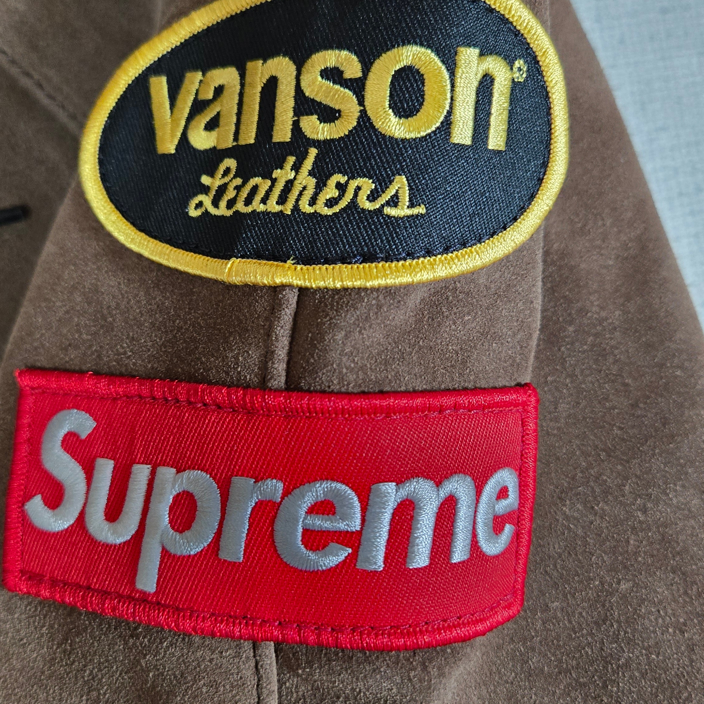 Supreme x Vanson Leathers Hooded Work Jacket Suede - 24FW 착용 스타일 - 3
