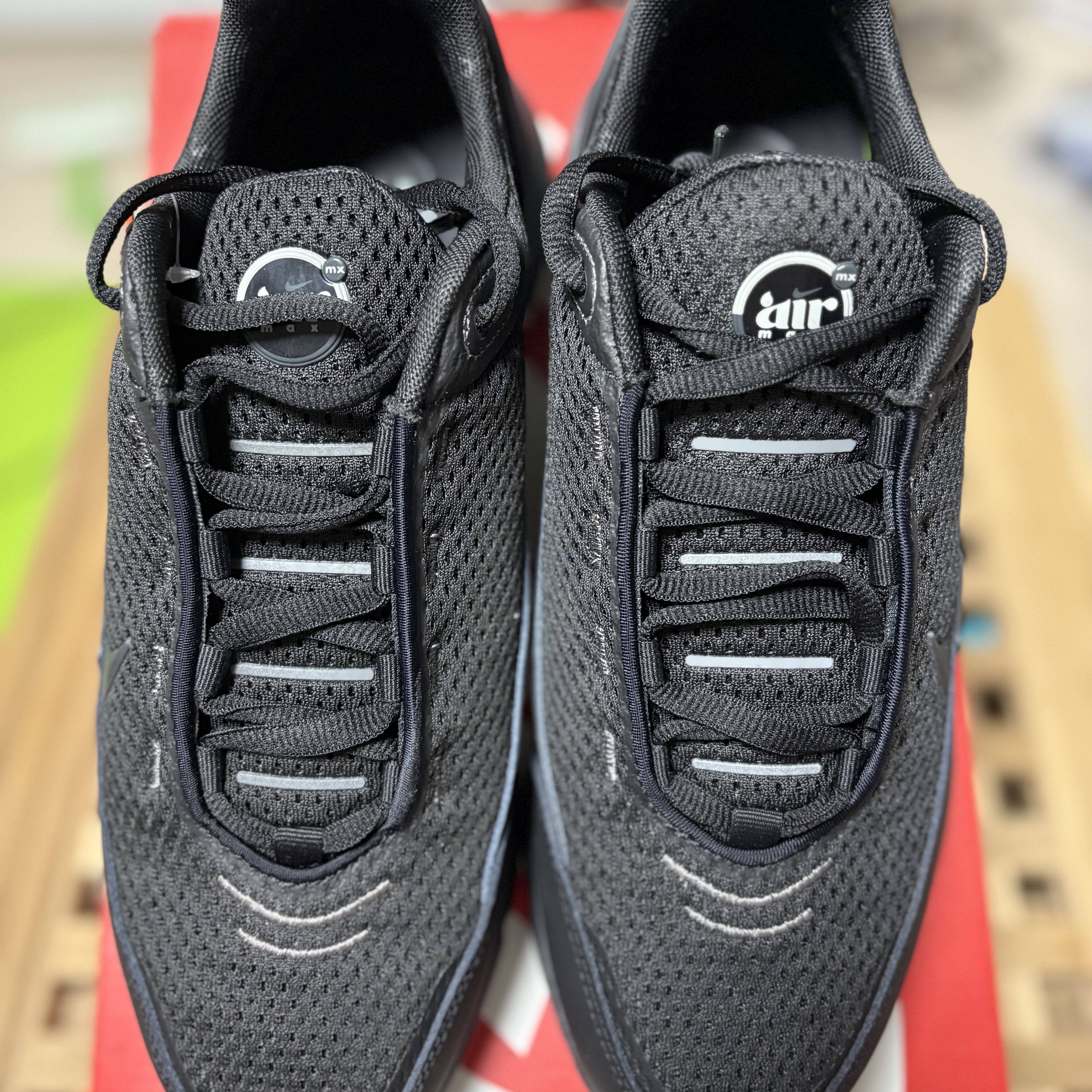 Nike Air Max Pulse Black Anthracite 착용 스타일 - 4