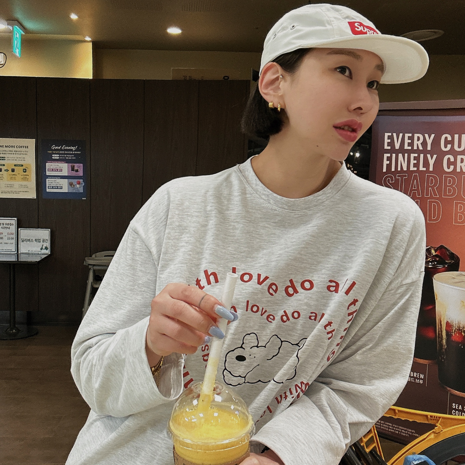 Supreme Waxed Ripstop Camp Cap White - 24FW 착용 스타일 - 3