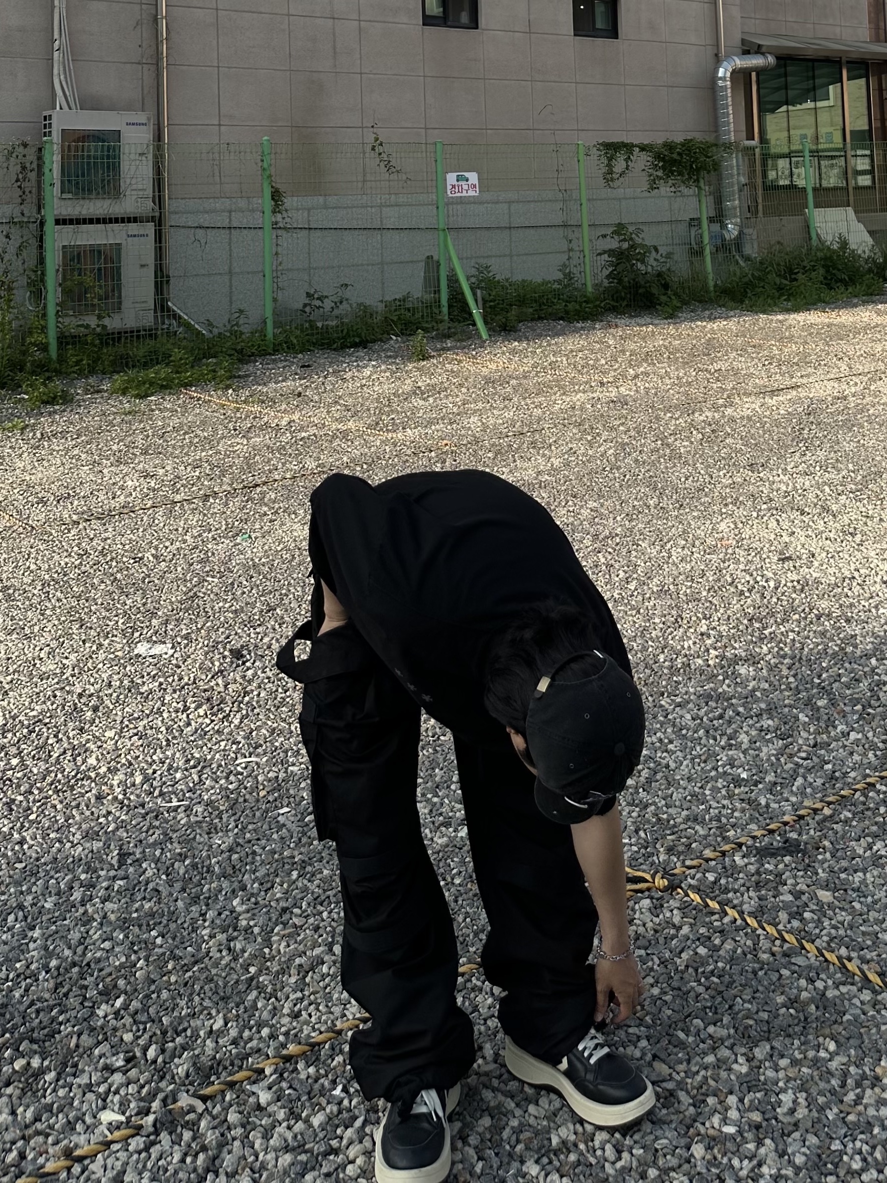 Converse x Drkshdw Turbowpn Black Cream, Wapworks Hard Knocks Cargo Pants Gas 착용 스타일 - 3