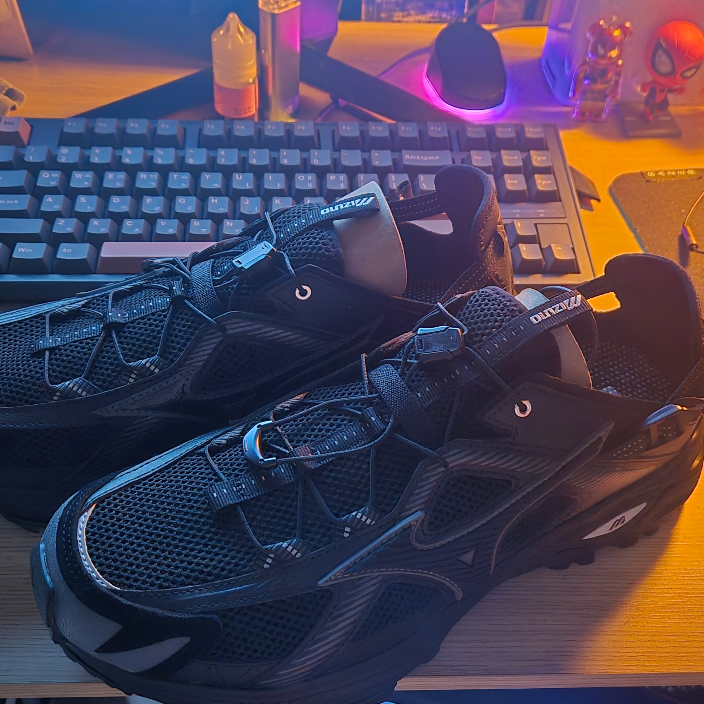 Mizuno Racer Trail SE Black 착용 스타일