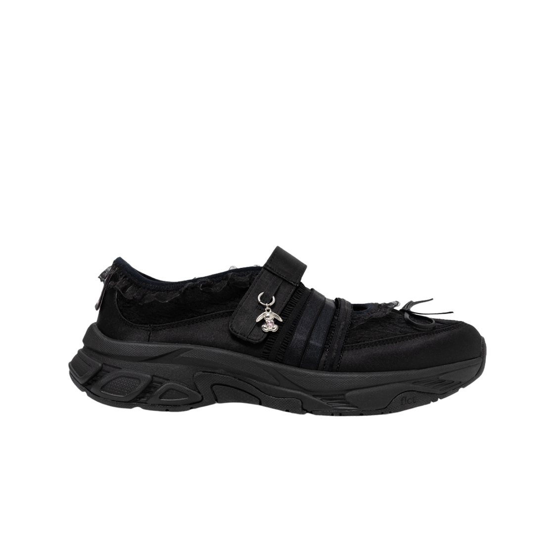 - (W) Fluffycitrus x Jolielaide Rococo Float Runner Black