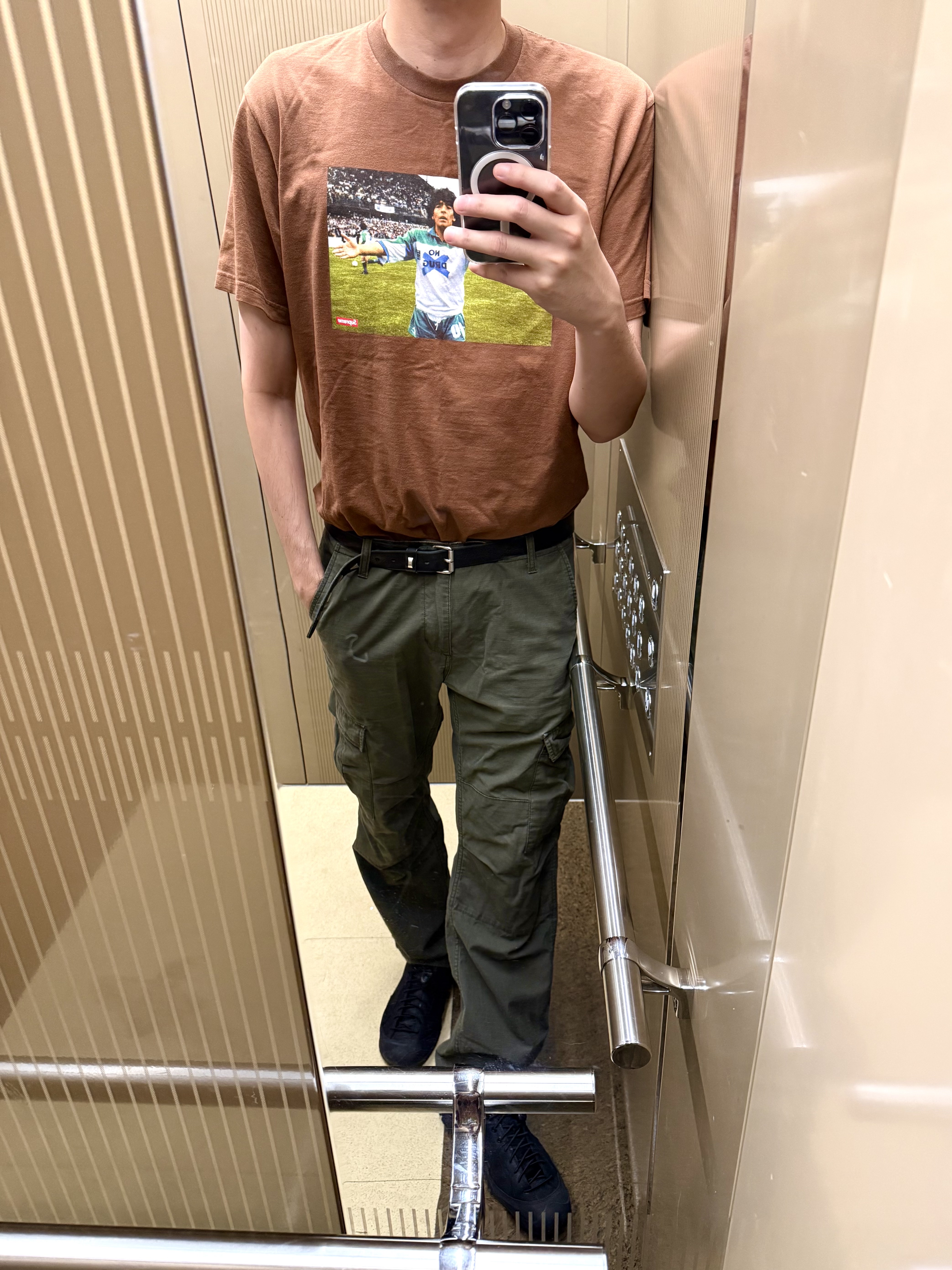 Supreme Maradona T-Shirt Brown - 24SS, Carhartt WIP Aviation Pants Cypress 착용 스타일