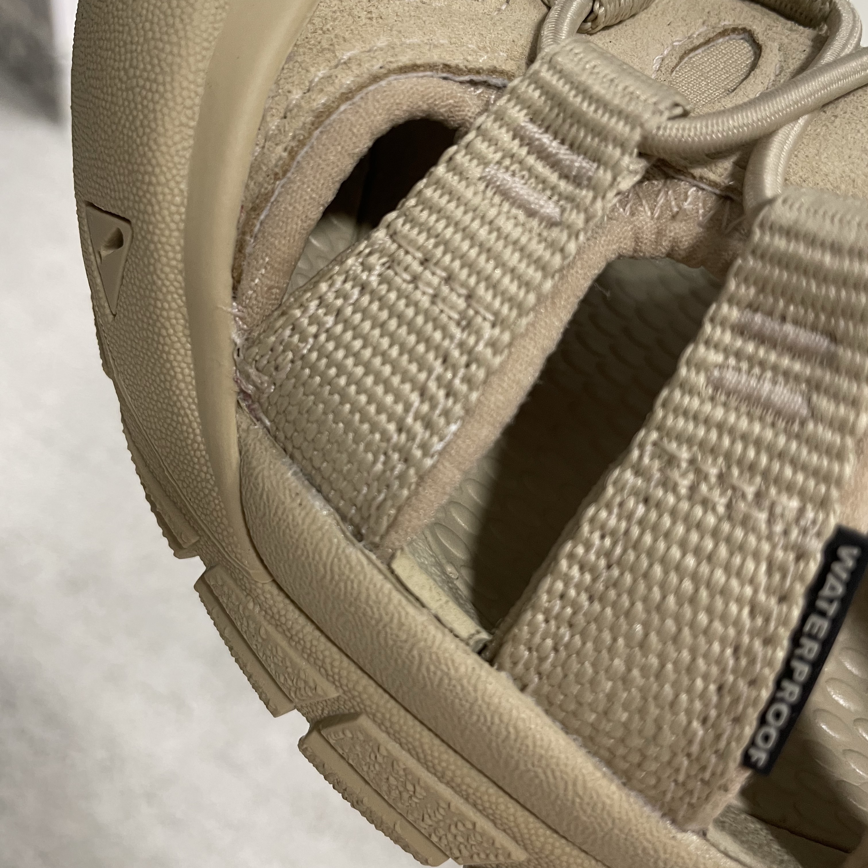 (W) Keen Newport H2 Monochrome Safari 착용 스타일 - 6