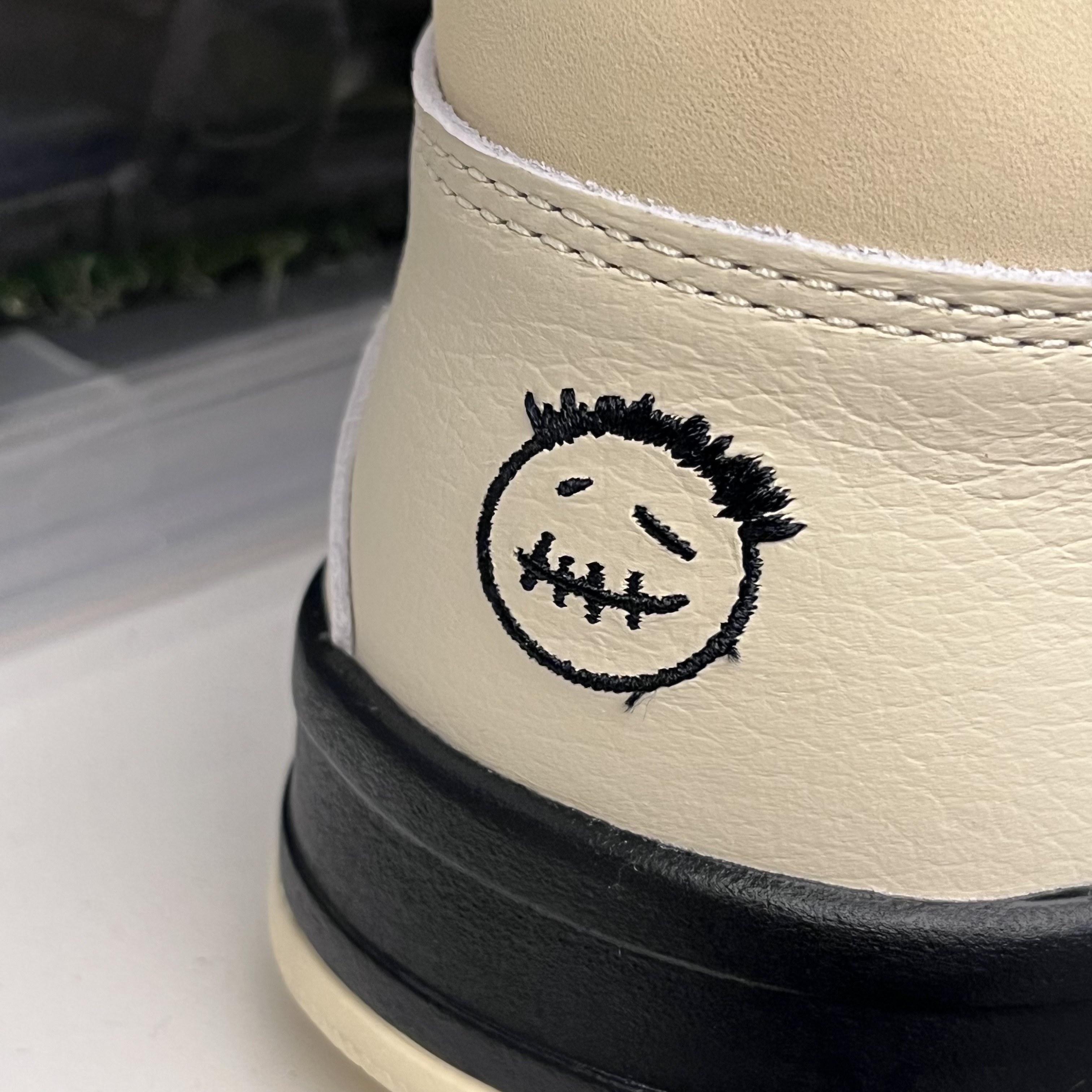 Jordan x Travis Scott Jumpman Jack TR Bright Cactus 착용 스타일 - 3