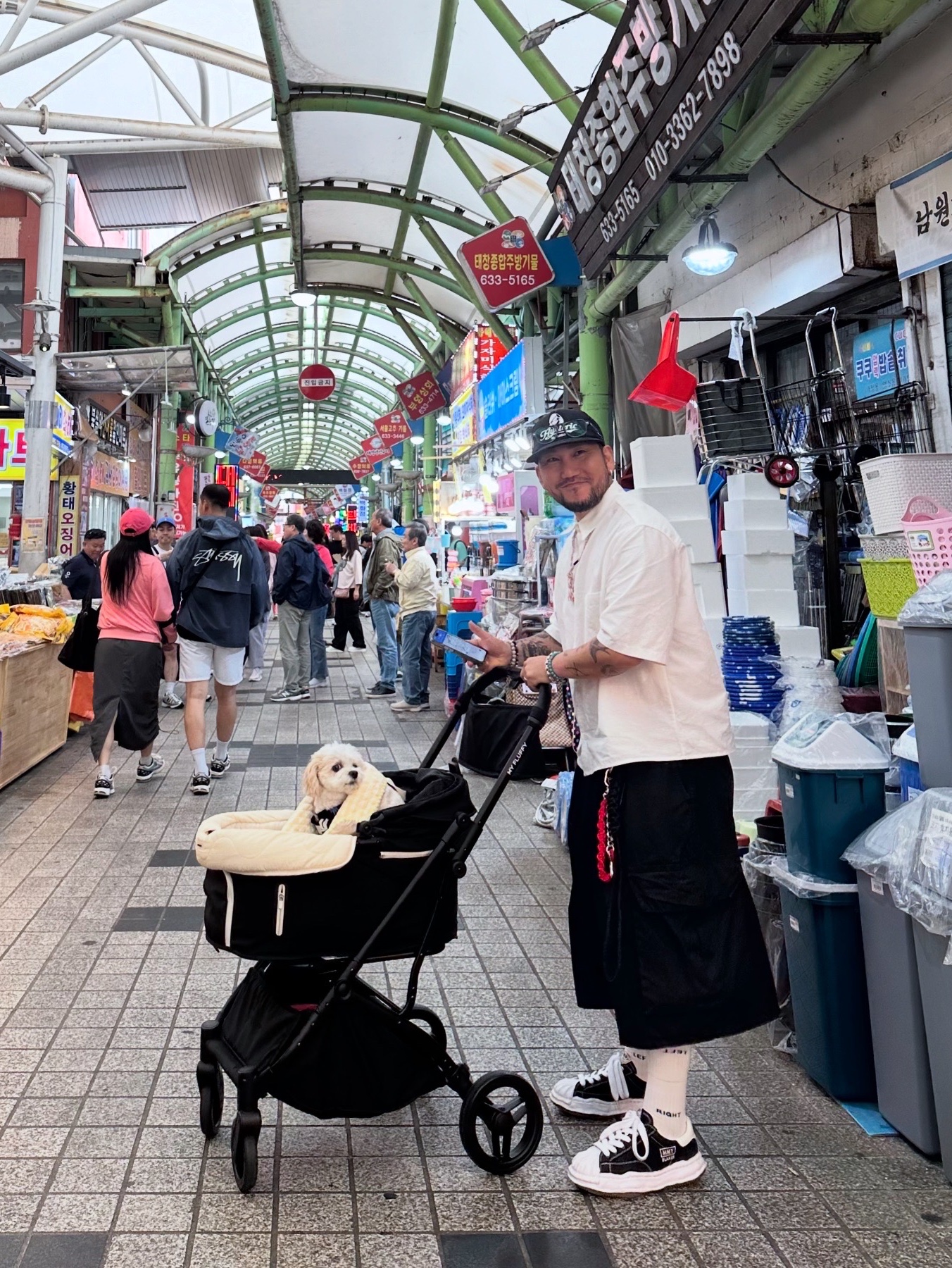 Hysteric Glamour Feel Good Mesh Cap Black, Maison Mihara Yasuhiro Blakey OG Sole Canvas Low-top Sneakers Black White 착용 스타일 - 4