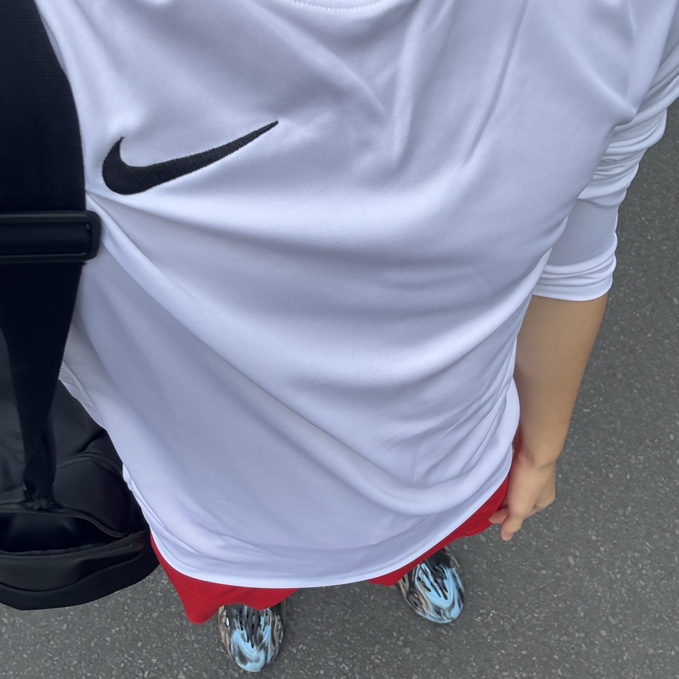 Nike Park 7 Long Sleeve Top White, Nike Dri-Fit Park 3 Shorts Red 착용 스타일