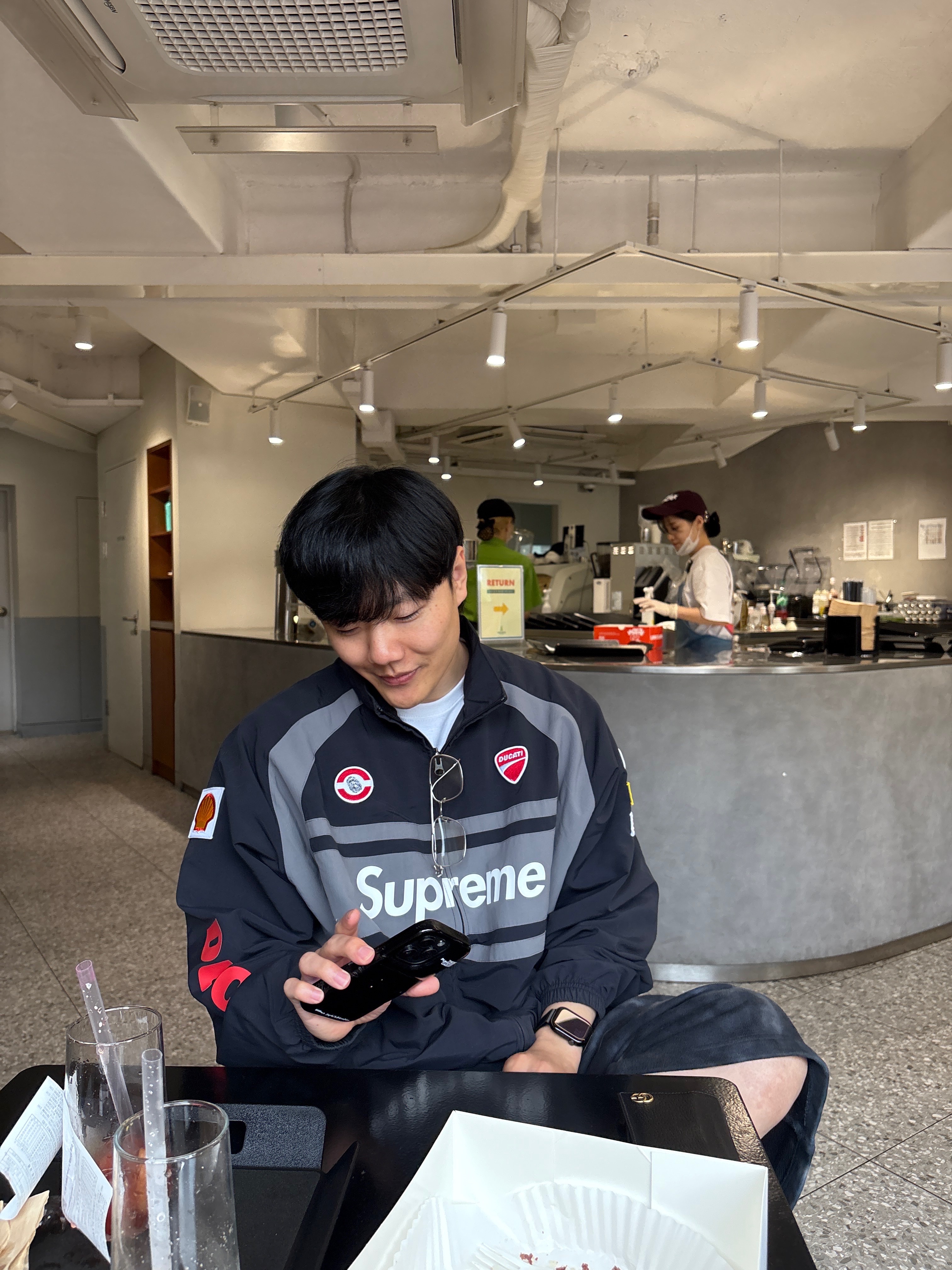 Stussy Burning Stock T-Shirt White, Supreme x Ducati Track Jacket Black - 24SS 착용 스타일 - 2