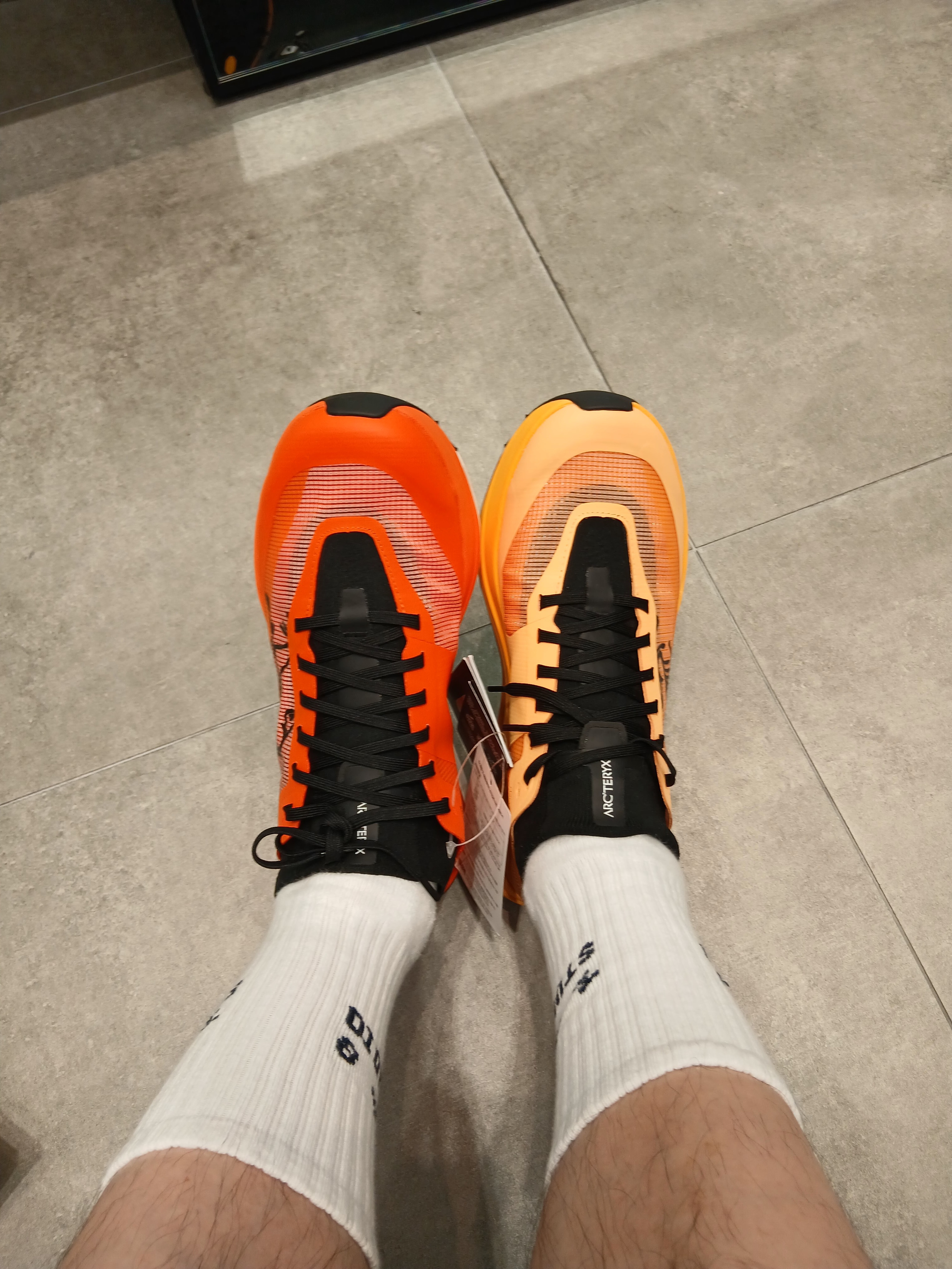 IAB Studio Socks White (5 Pack), Nike x Stussy Shorts Black (FJ9167-010) 착용 스타일 - 1
