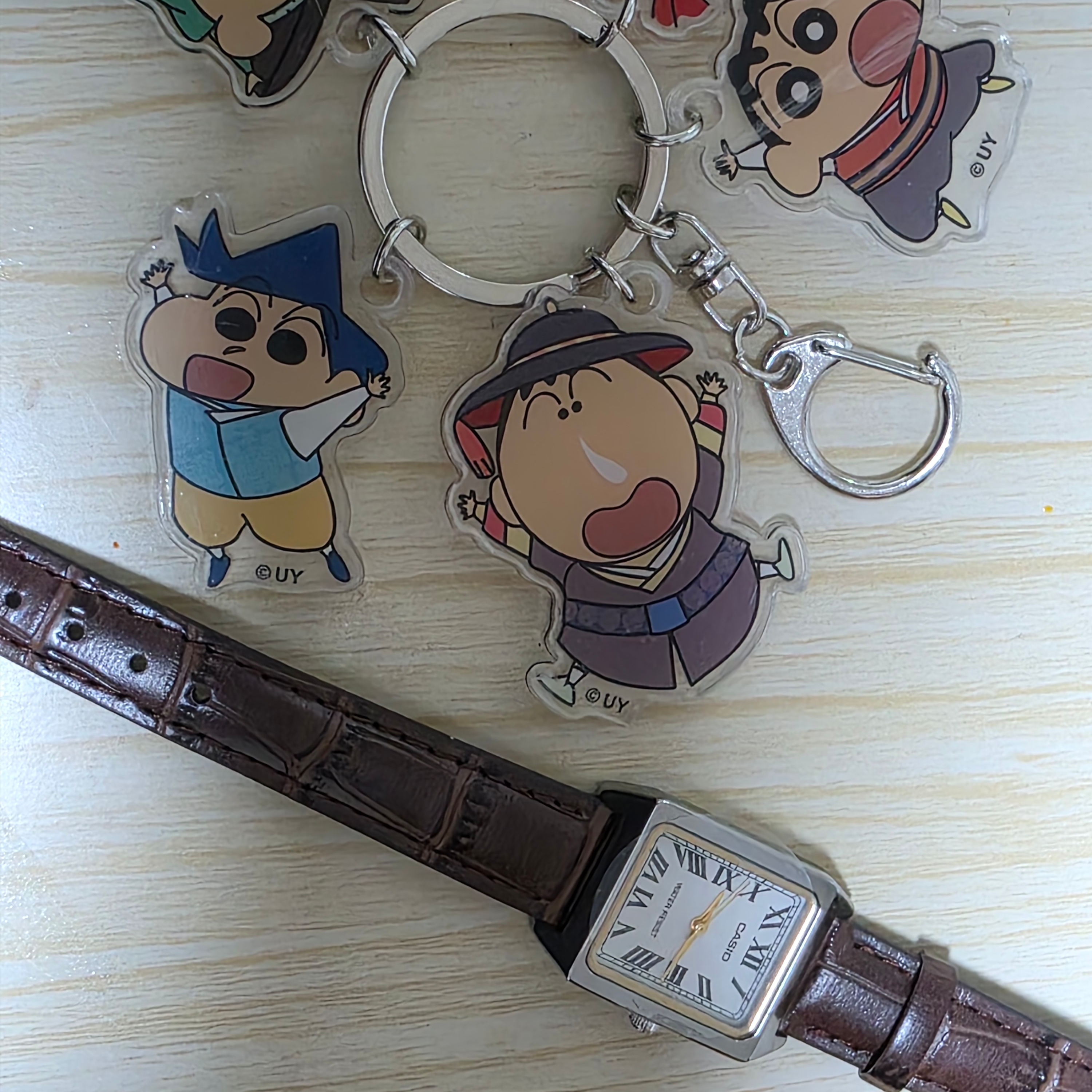 Casio LTP-V007L-7B2, Daewonmedia Crayon Shin Chan Waggle-Waggle Keyring Hanbok 착용 스타일