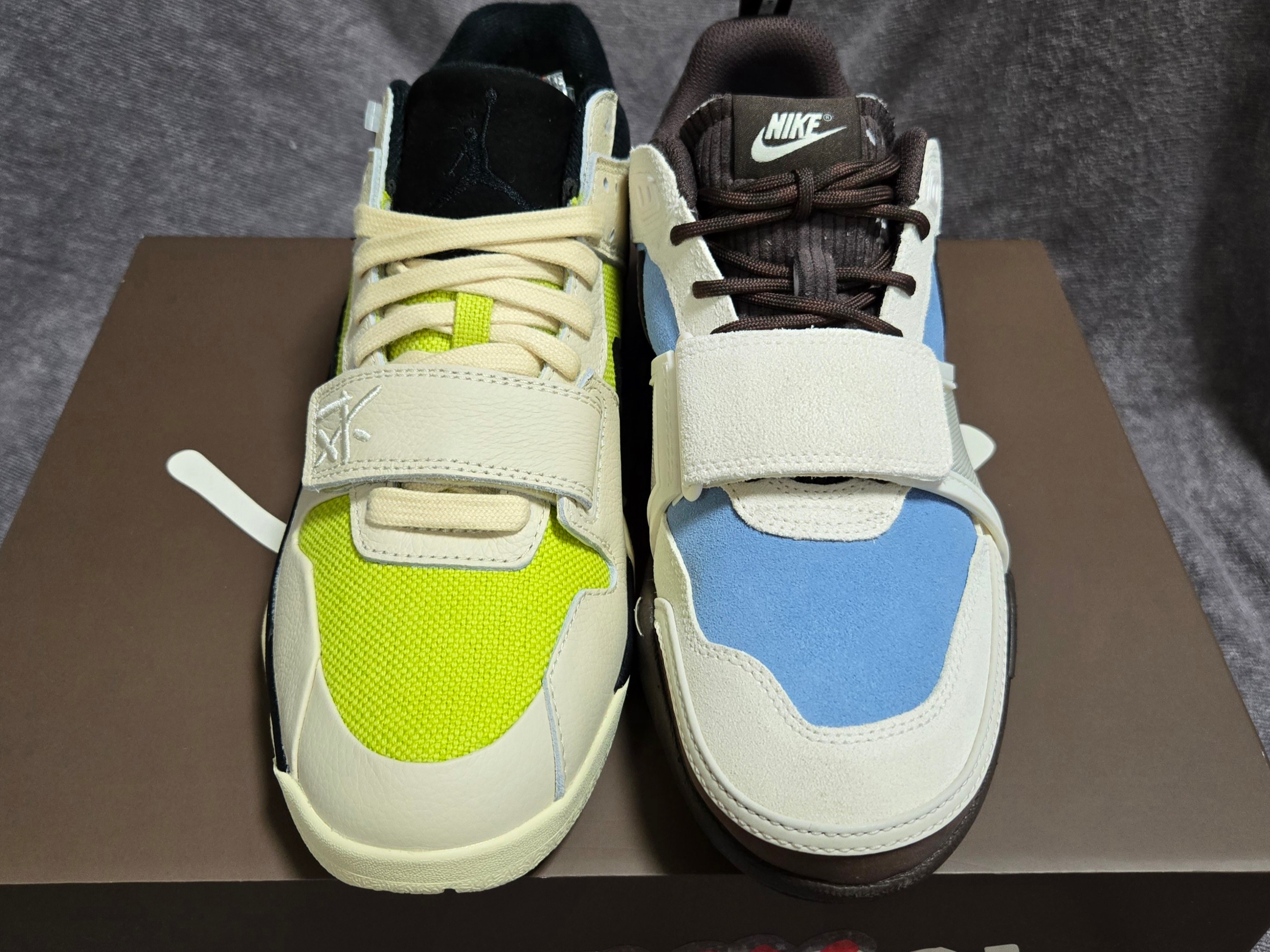 Jordan x Travis Scott Jumpman Jack TR Bright Cactus, Nike x Travis Scott Zoom Field Jaxx Pale Ivory and Leche Blue 착용 스타일 - 4