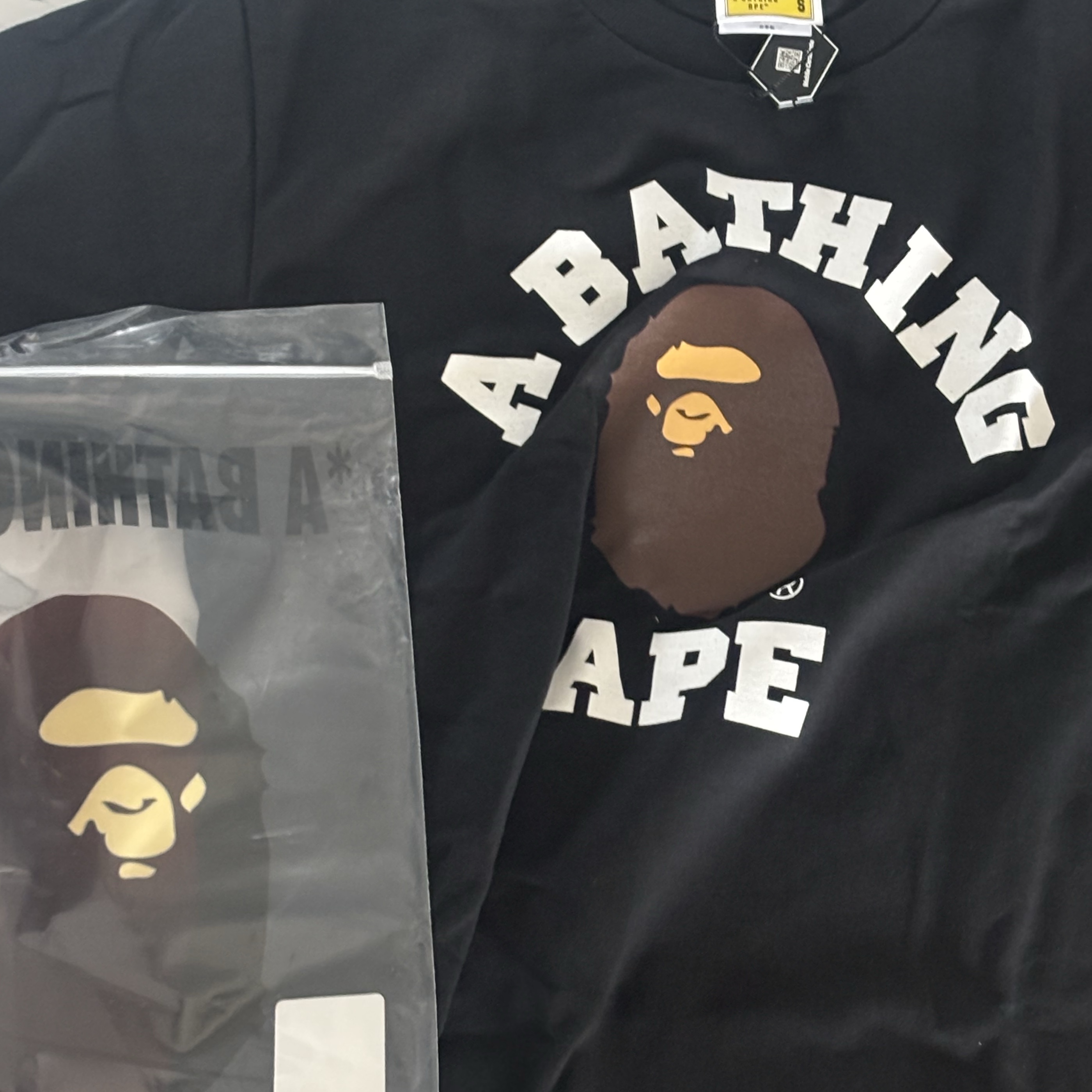 BAPE College T-Shirt Black 착용 스타일