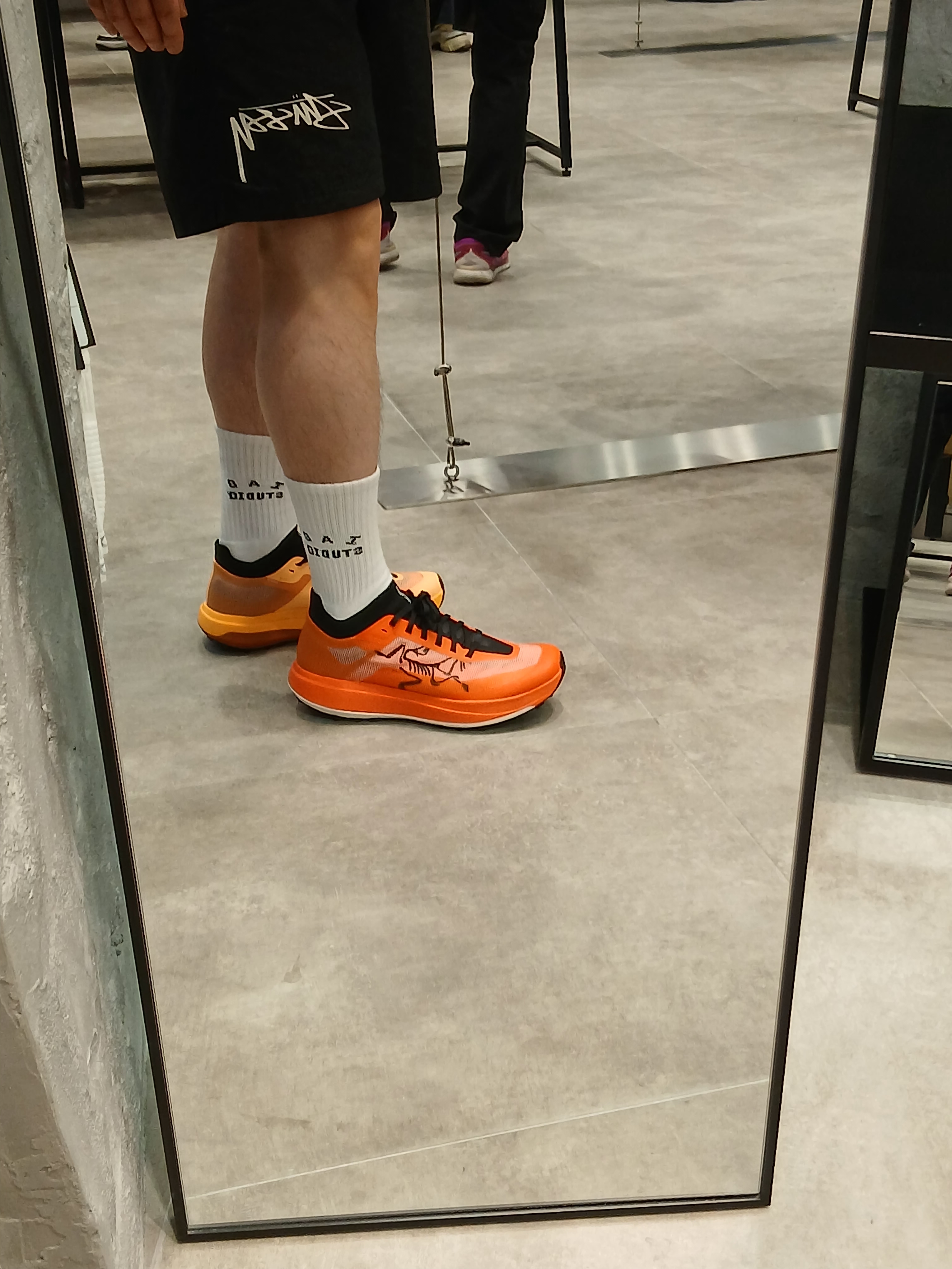 IAB Studio Socks White (5 Pack), Nike x Stussy Shorts Black (FJ9167-010) 착용 스타일 - 5