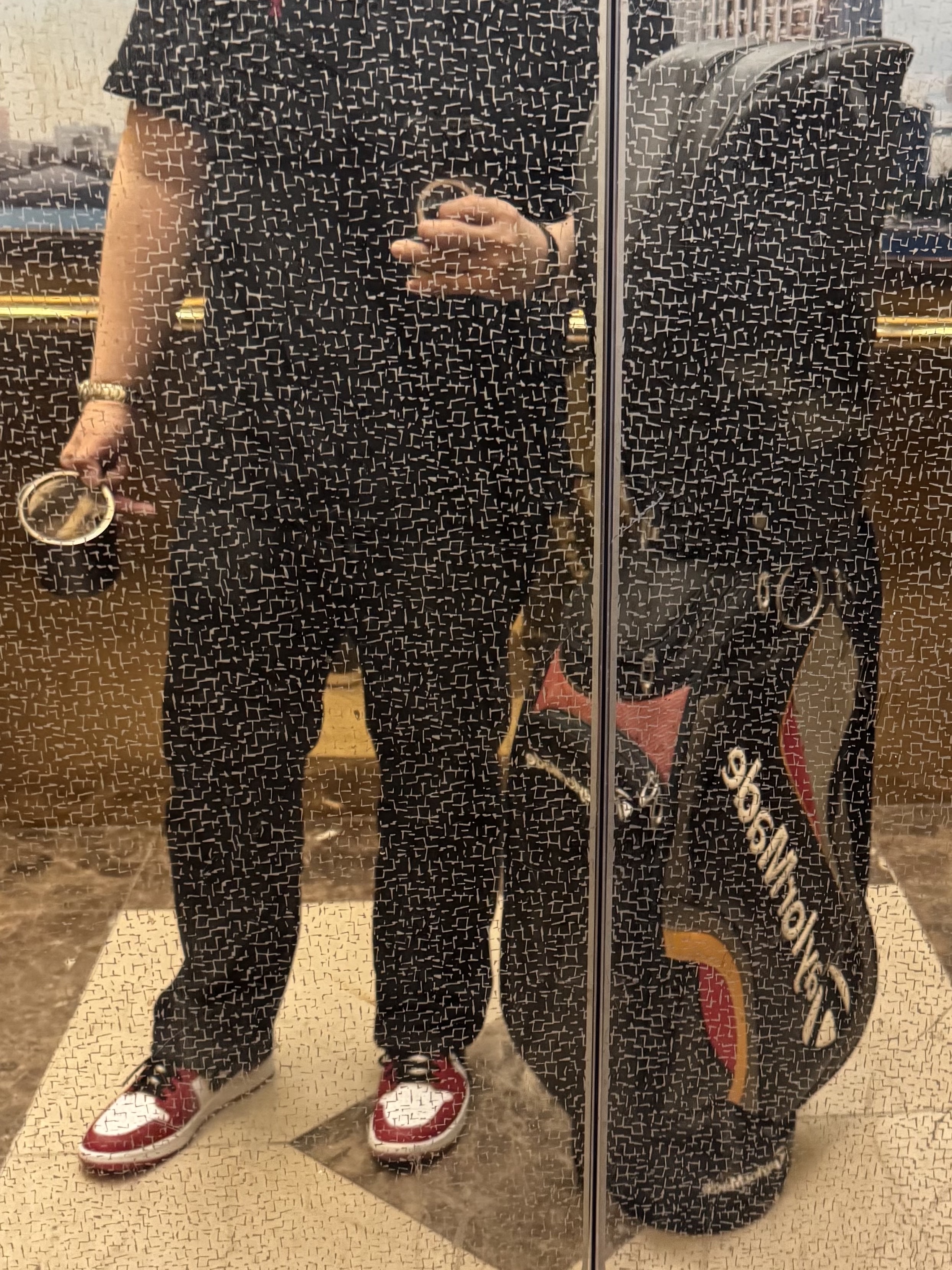 Jordan 1 Low Golf Chicago 착용 스타일 - 3