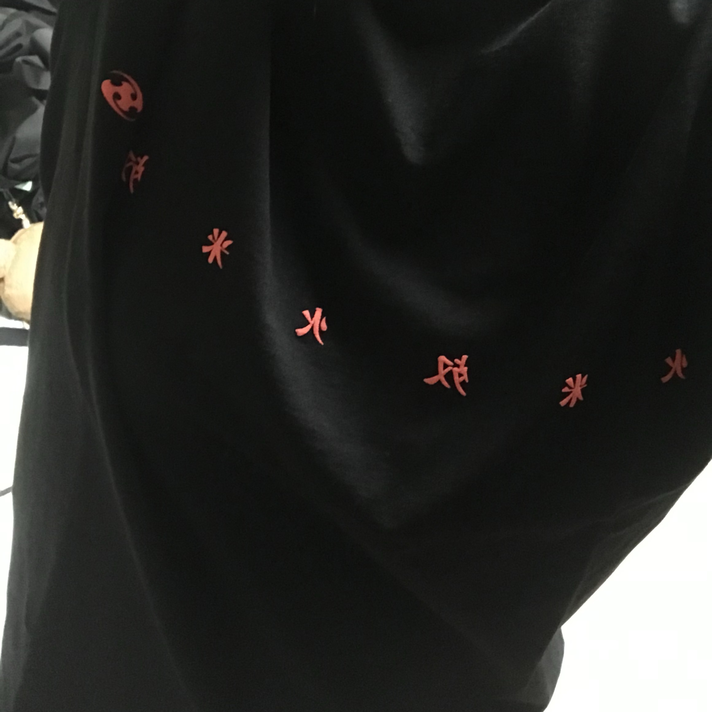 Sansan Gear Chan T-Shirt Black 착용 스타일