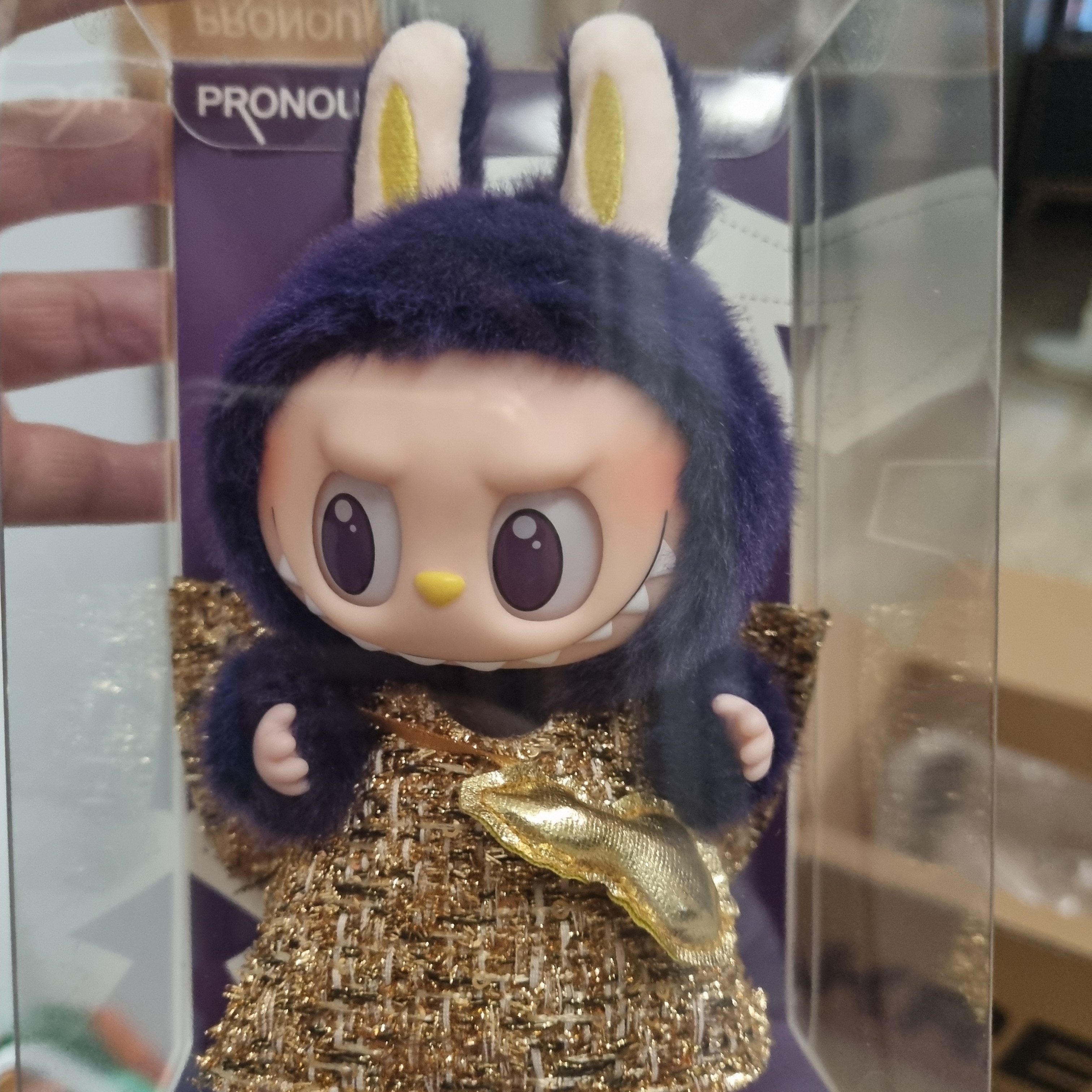 Pop Mart Labubu x Pronounce Lucky Fairy Toy Keyring 착용 스타일 - 3