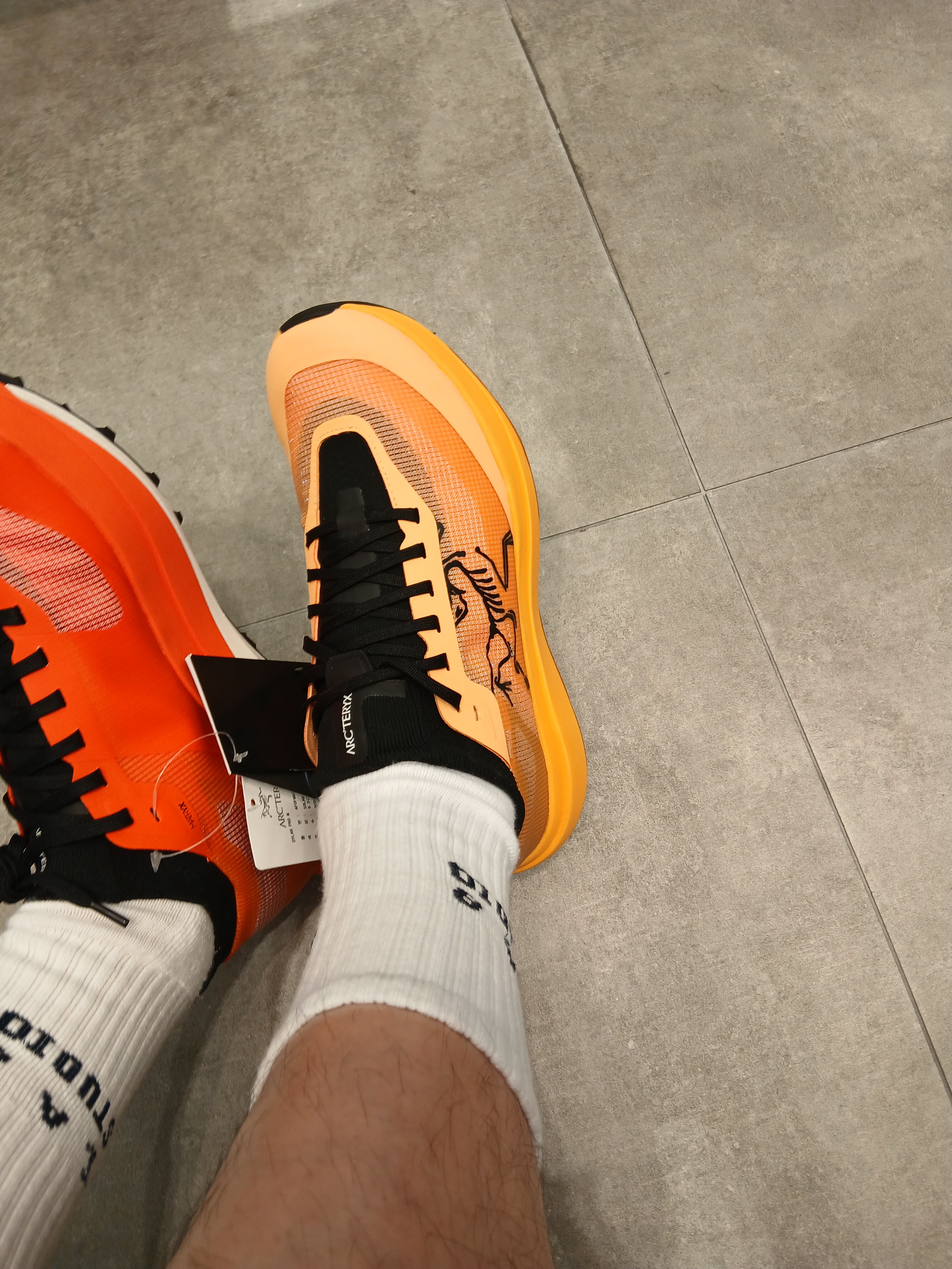 IAB Studio Socks White (5 Pack), Nike x Stussy Shorts Black (FJ9167-010) 착용 스타일 - 3