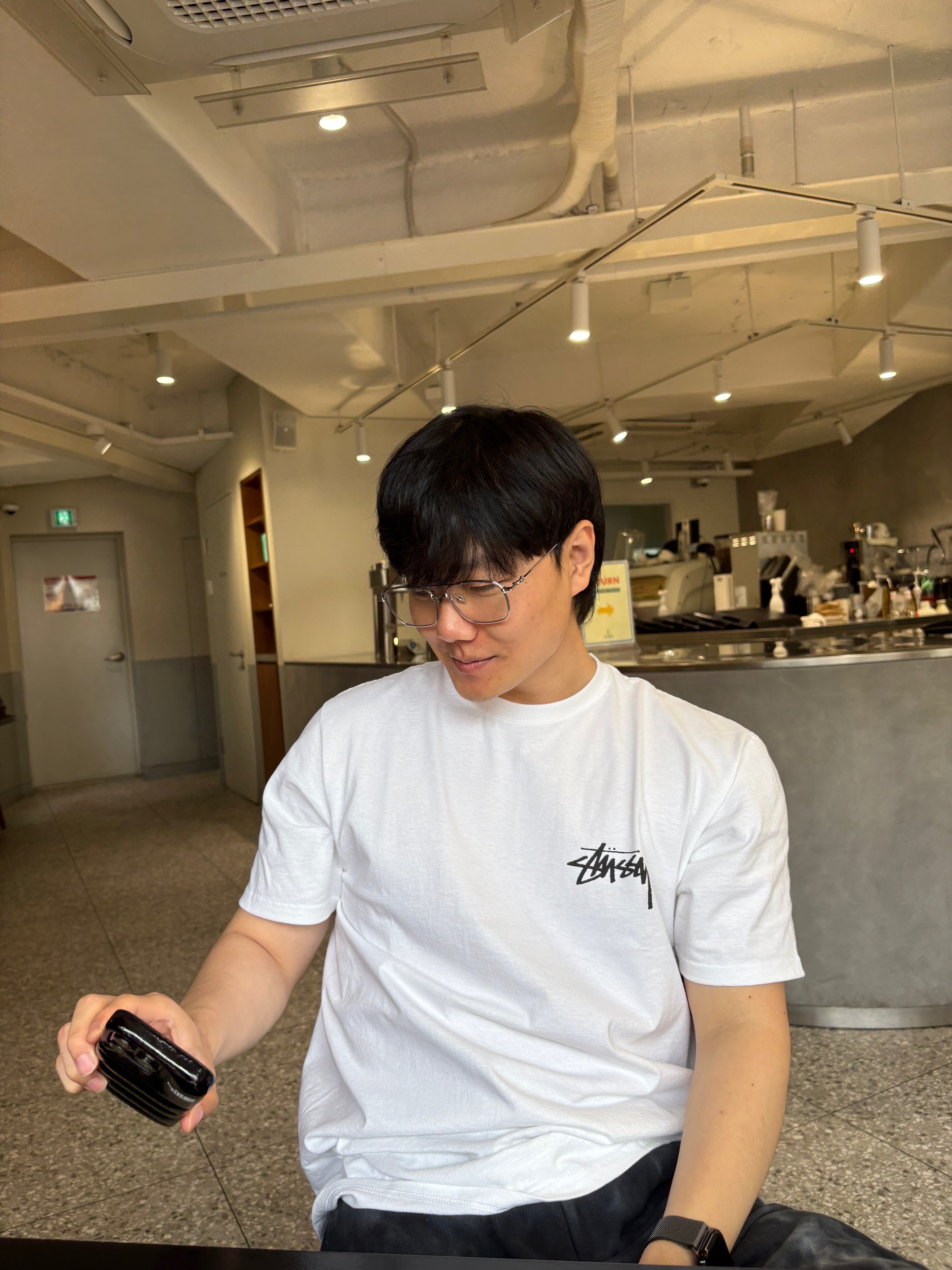 Stussy Burning Stock T-Shirt White, Supreme x Ducati Track Jacket Black - 24SS 착용 스타일 - 3